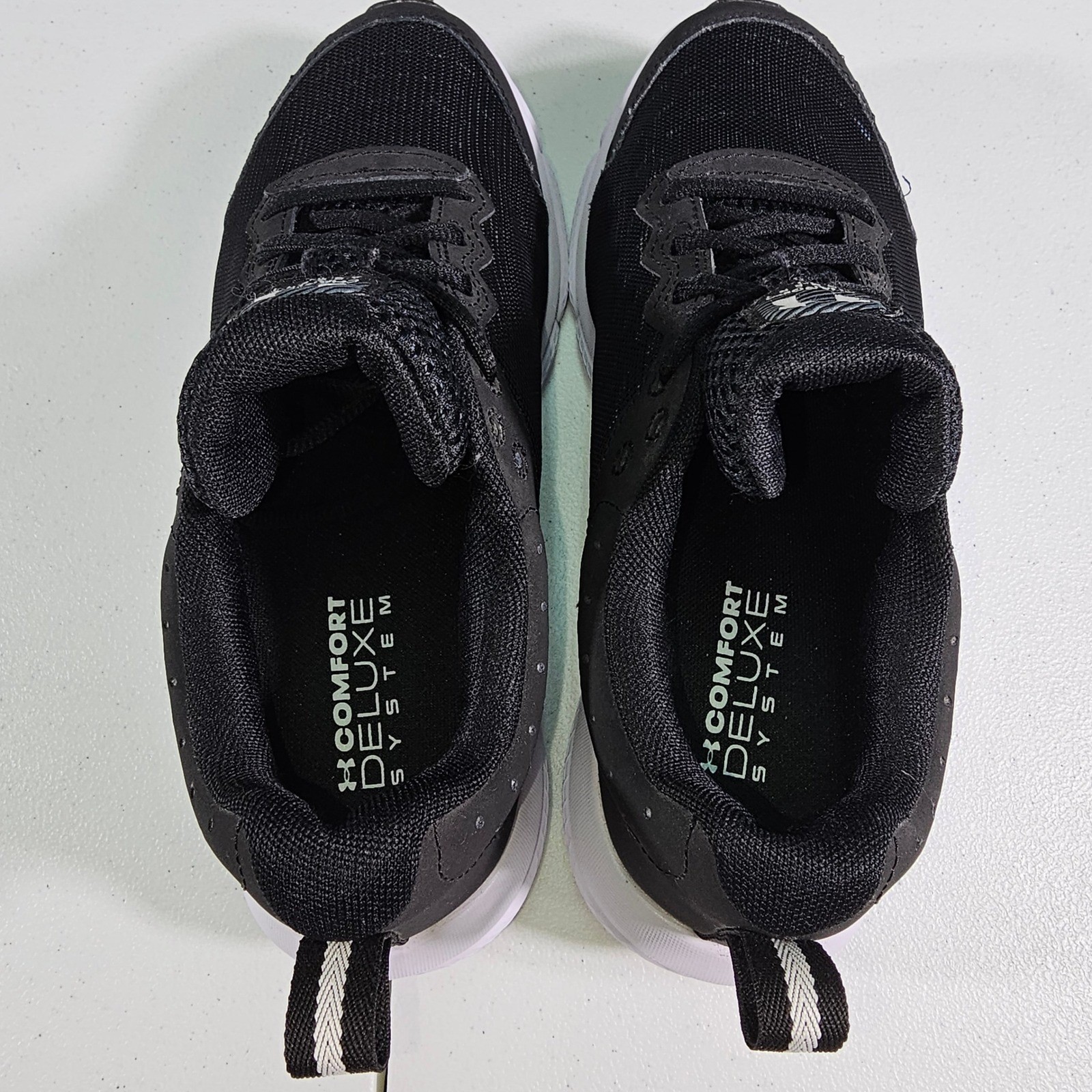 Under Armour Charged Assert 10 Mens Running Shoes Size 7 Black White 3026175-001