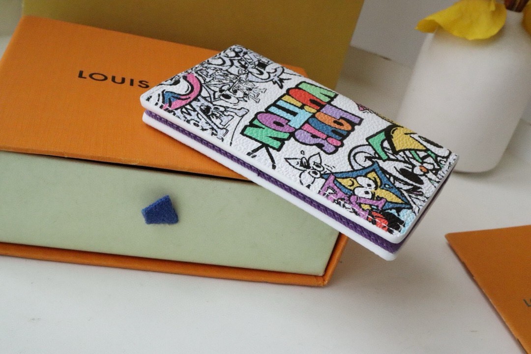 Louis Monogram Comics Passport Wallet White/Purple New