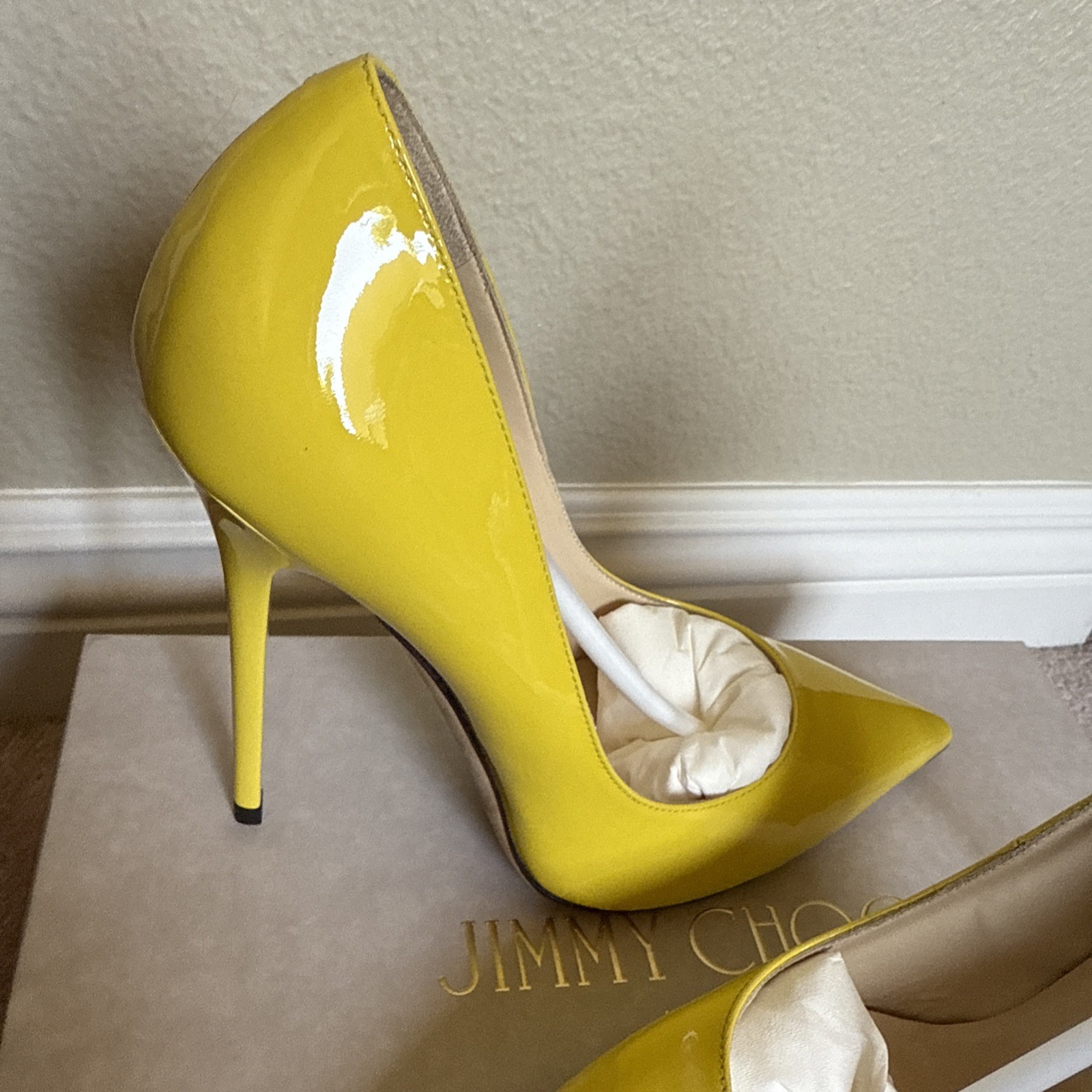 JIMMY CHOO Anouk Tacco 120 Patent Leather Point Toe Pump Yellow US 7 NIB RARE
