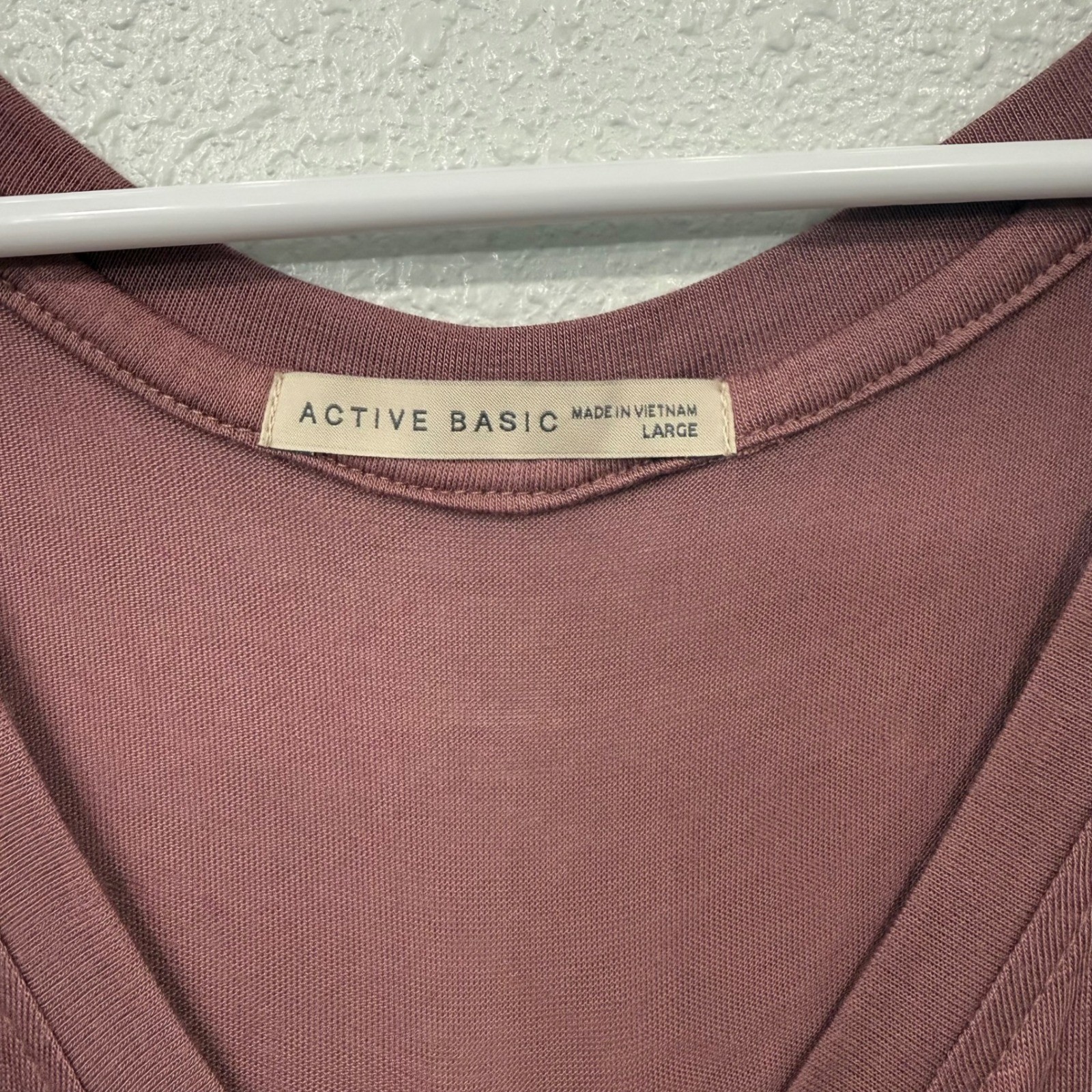 Active Basic Womens Mauve V-Neck Long Sleeve T-Shirt Size Large