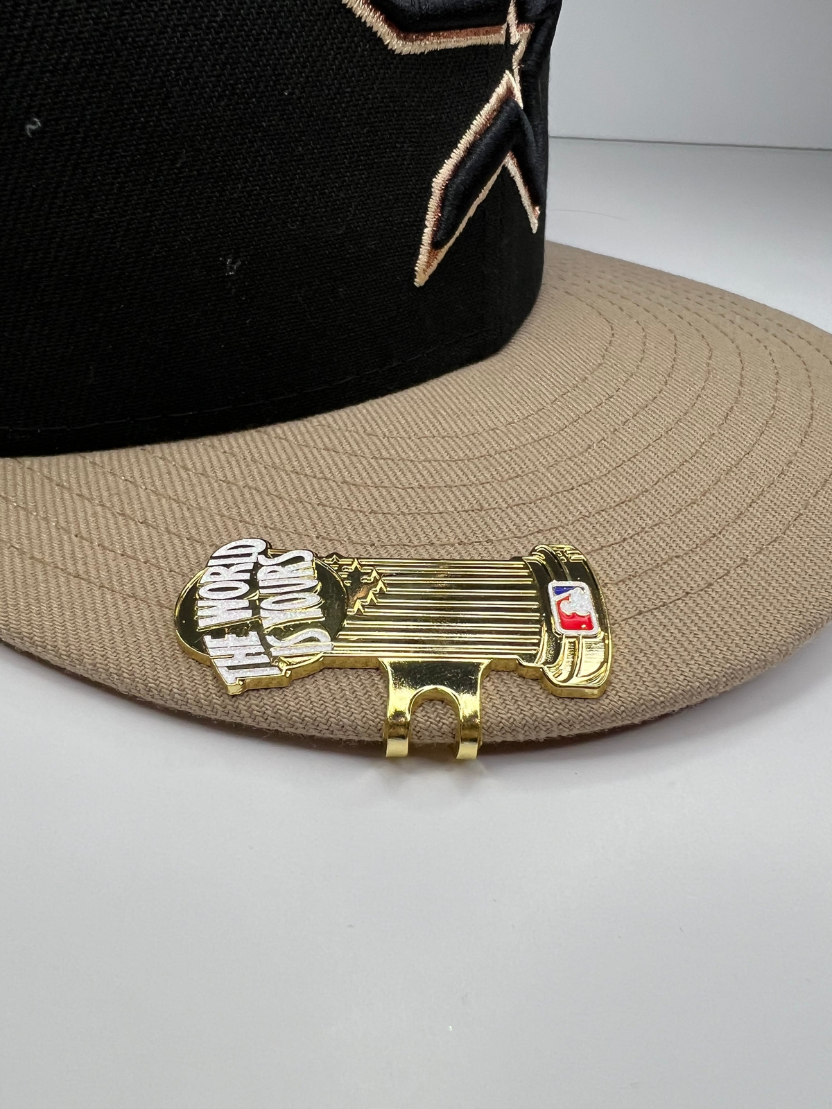 The World Is Yours Trophy Hat Blip