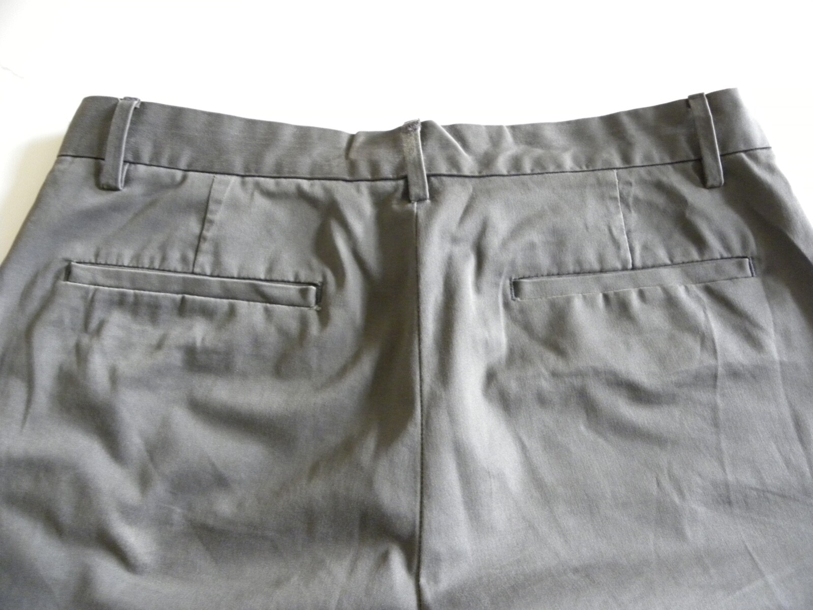 Banana Republic Aiden Slim Fit Chino Pants Men’s 32×30 Dark Gray Greenish