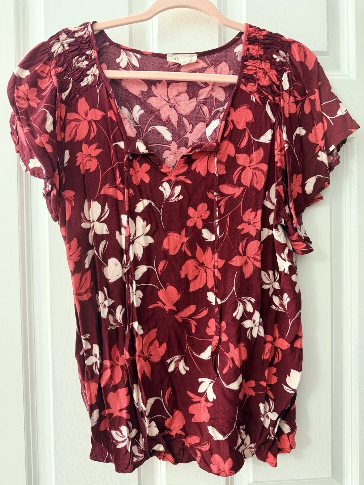Como Blu Women’s Burgundy Floral Print Top with Pleated Details Size XL