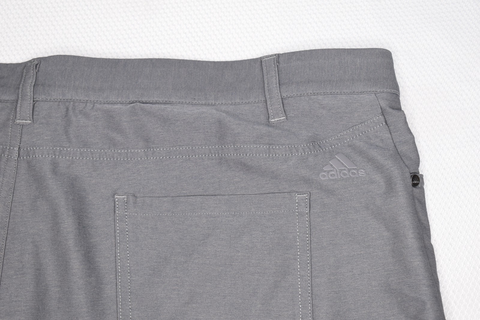 adidas Size 40 Men’s Flat Front Nylon Poly Spandex 5-pocket Golf Shorts Gray