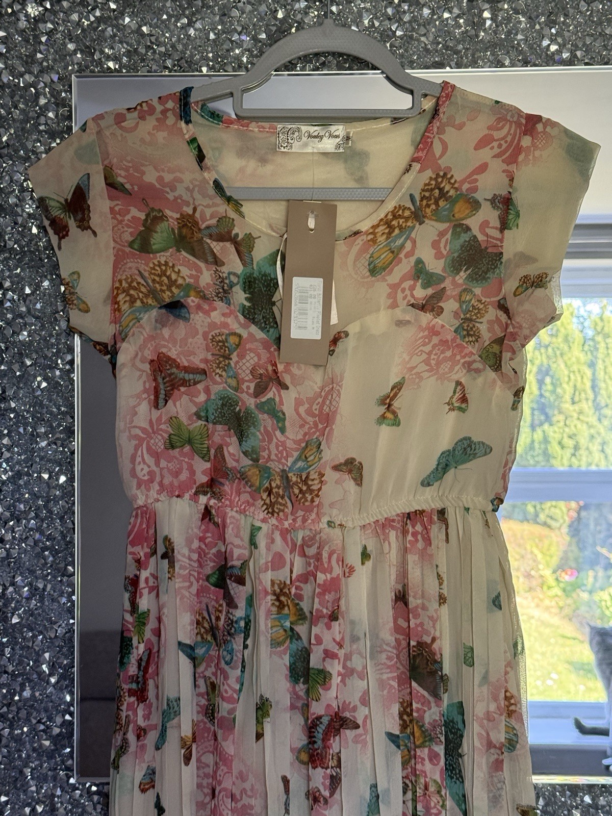 BNWT Beautiful Ladies Floral Butterfly Pleated Summer Dress Size M 10-12