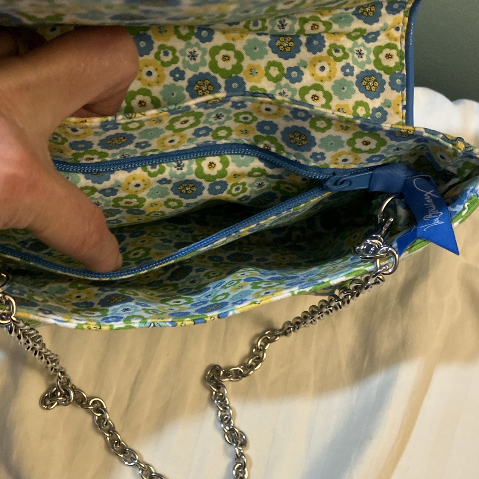 Vera Bradley Floral Quilted Shoulder Bag Purse w/ Detachable Silver Chain Strap