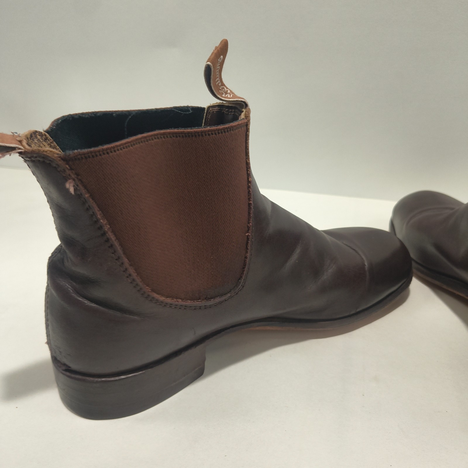 R.M. Williams Comfort Craftsman Boots – Brown Leather – Size 5 G WF