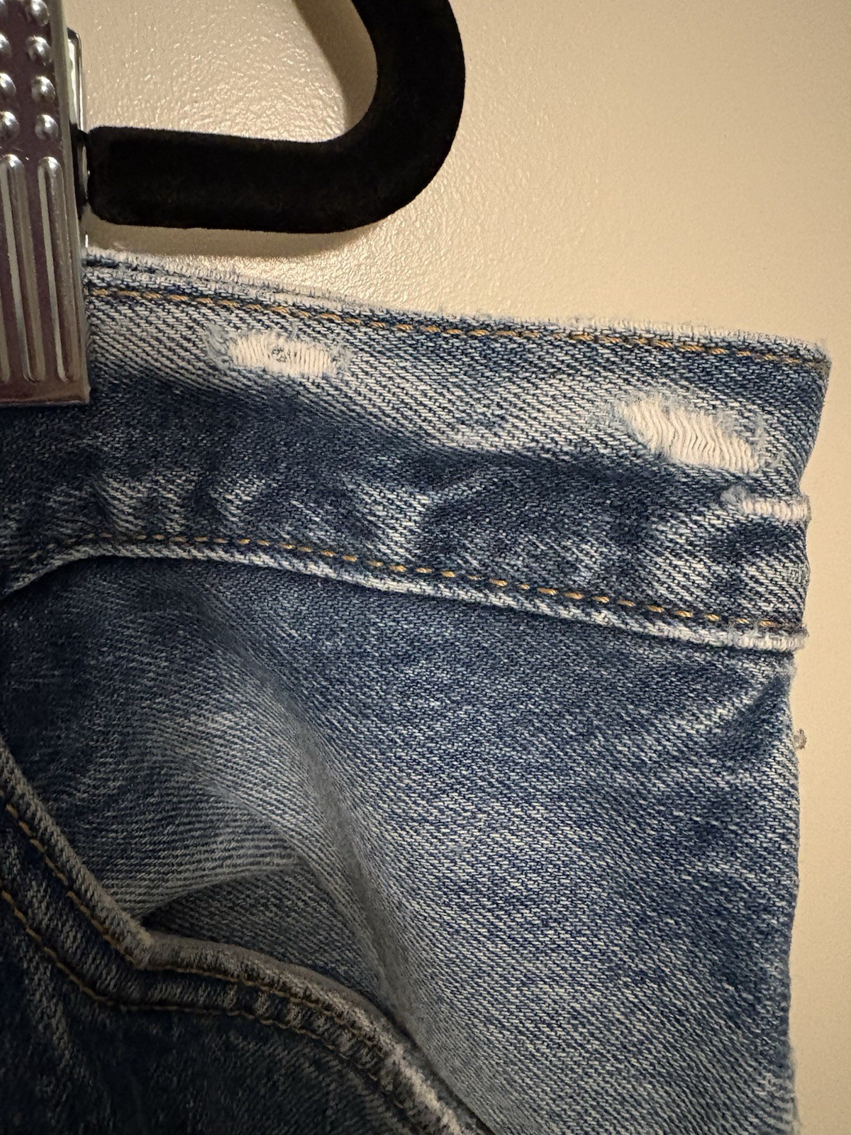 Levi’s 501 Original Fit Jeans Men’s 42×30 Light Wash Button Fly 100% Cotton USA
