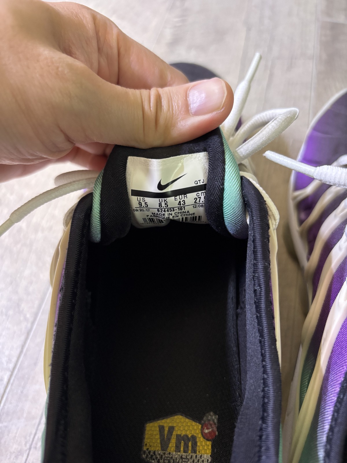 Nike Air VaporMax Plus Grape Mens Size 9.5