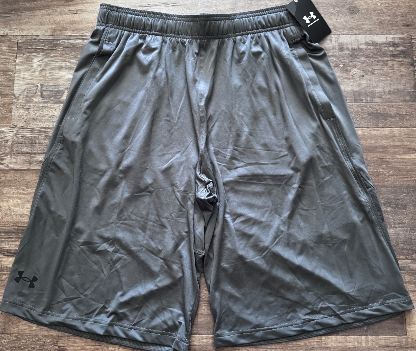 NWT Mens Under Armour LT Gray/Black Raid 2.0 Training Shorts Large Tall