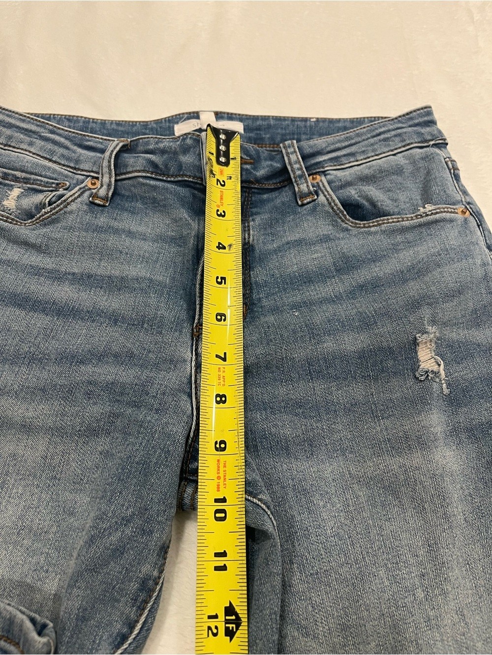 STS Blue “Riley High Rise” Distressed Jeans – Size 27