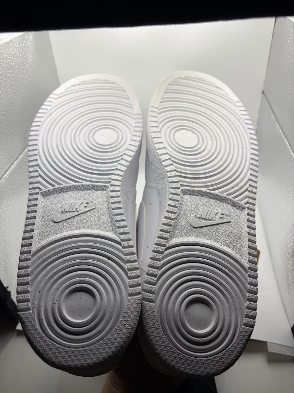 Nike Court Vision Low White Size 8