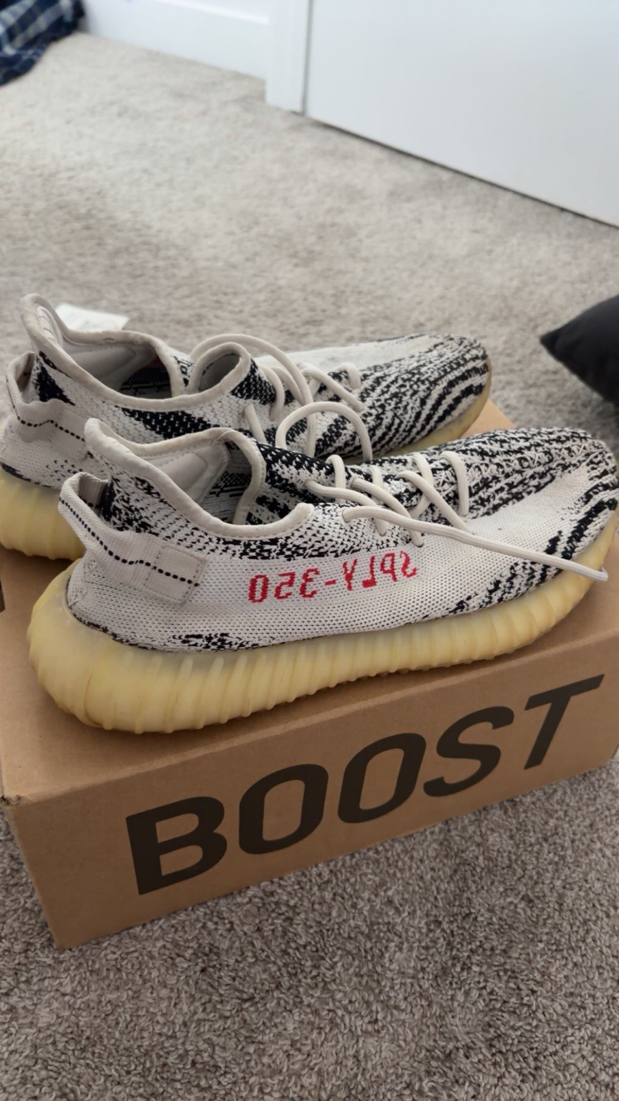 adidas Yeezy Boost 350 V2 Zebra White/Black Primeknit Low Top CP9654 2017