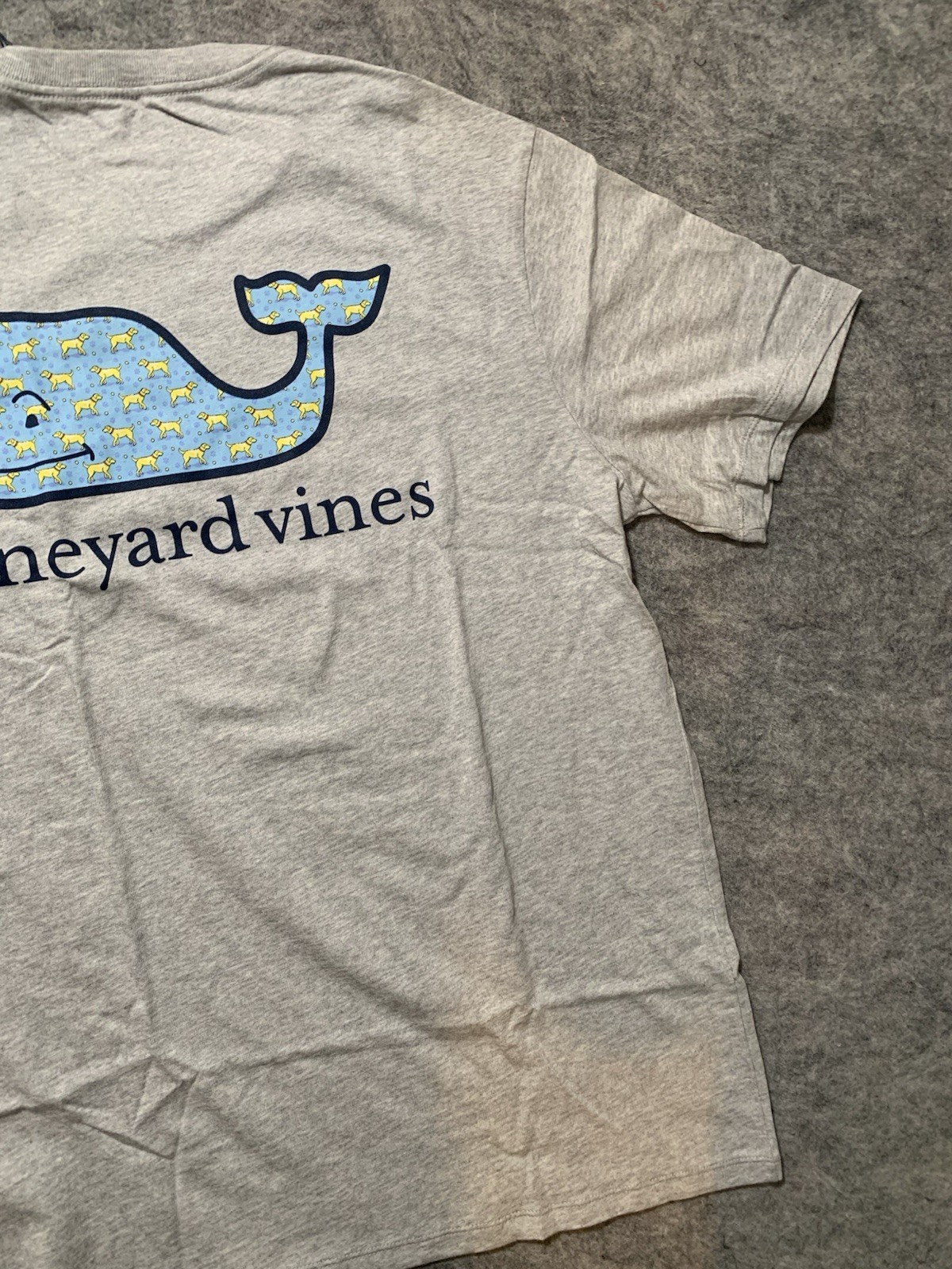 Vineyard Vines Men’s Golden Retriever Dog Whale Gray T-Shirt Size Large NEW NIP