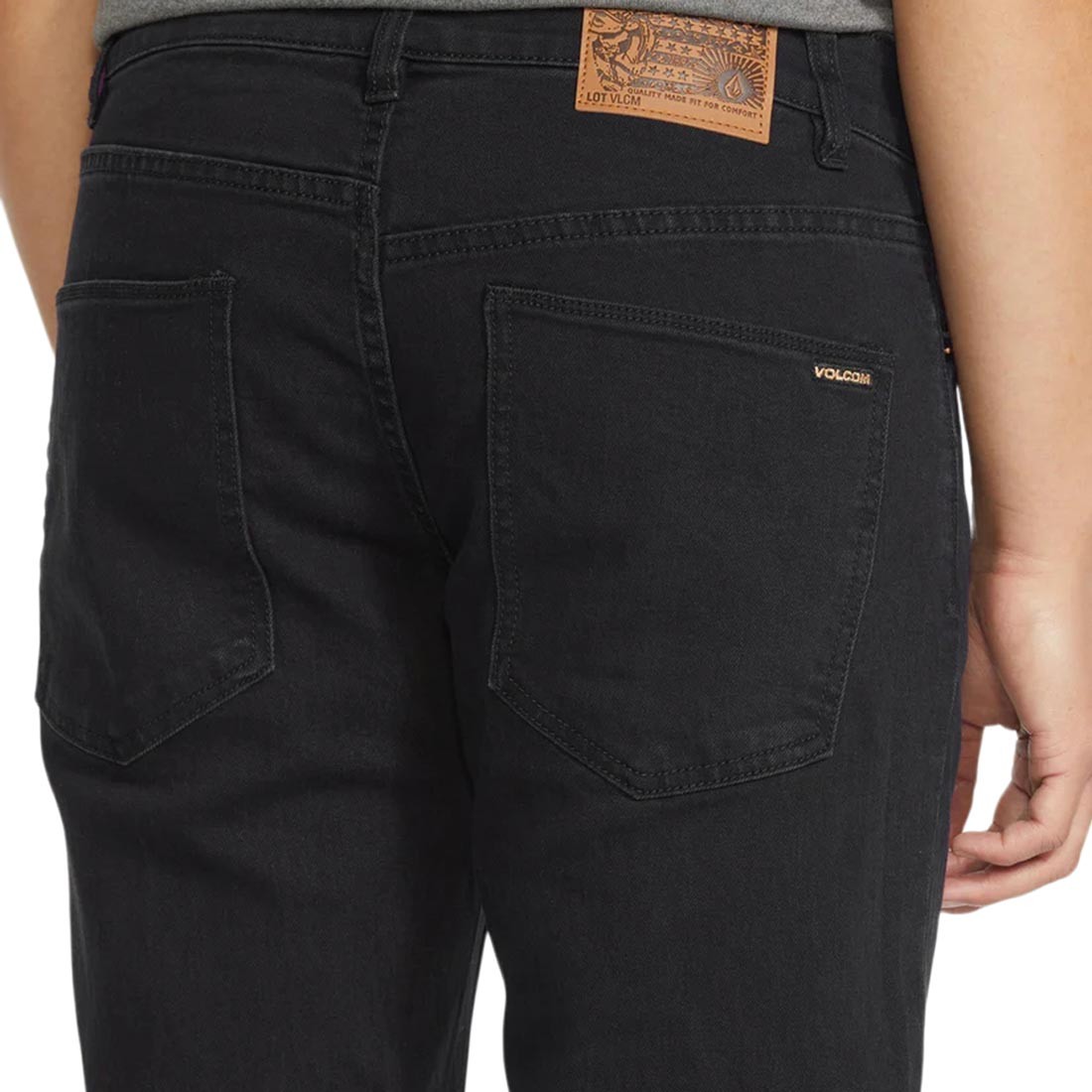 Volcom Solver Straight Fit Jeans – Blackout (SP26)