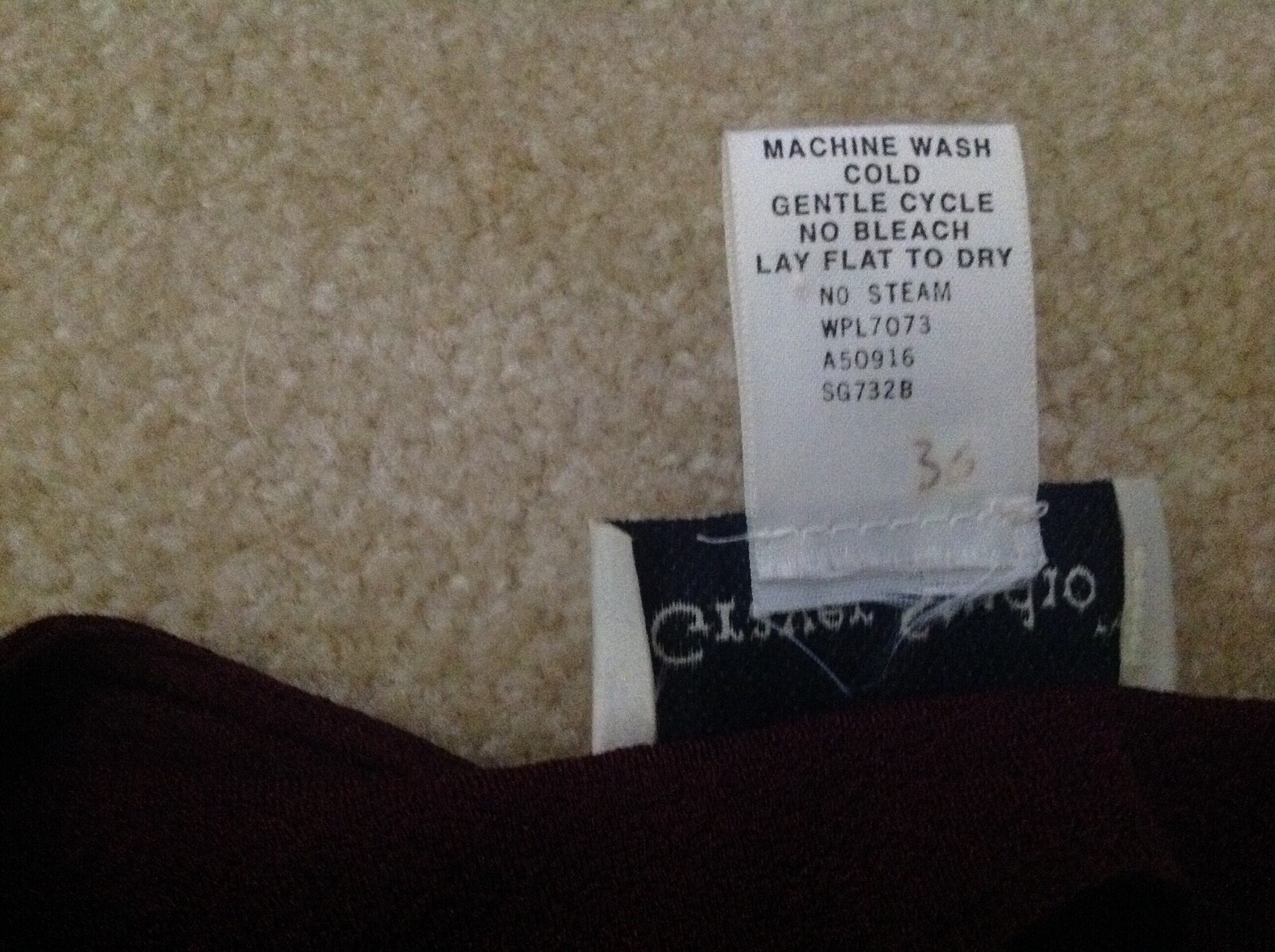 SUSAN GRAVER MAROON SIZE MEDIUM BUTTON FRONT JACKET