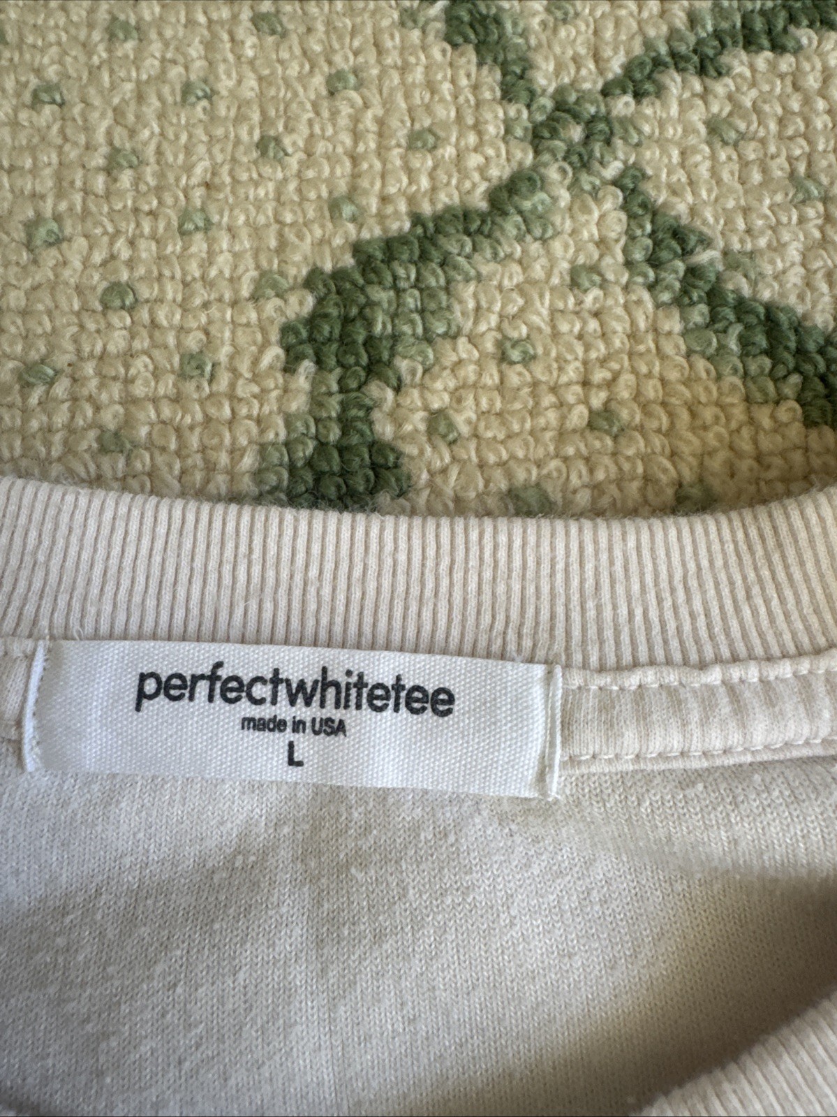 PERFECT WHITE TEE Stella Velour Crewneck Sweatshirt Ivory Sz L USA