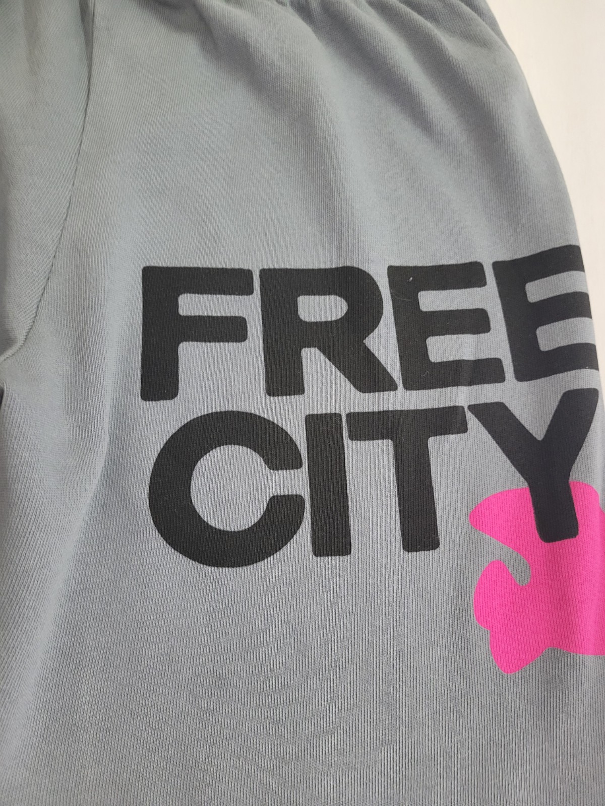 Free City Womans Size S Gray Sweatpants Logo Pink Dove Made USA Jogger Lounge