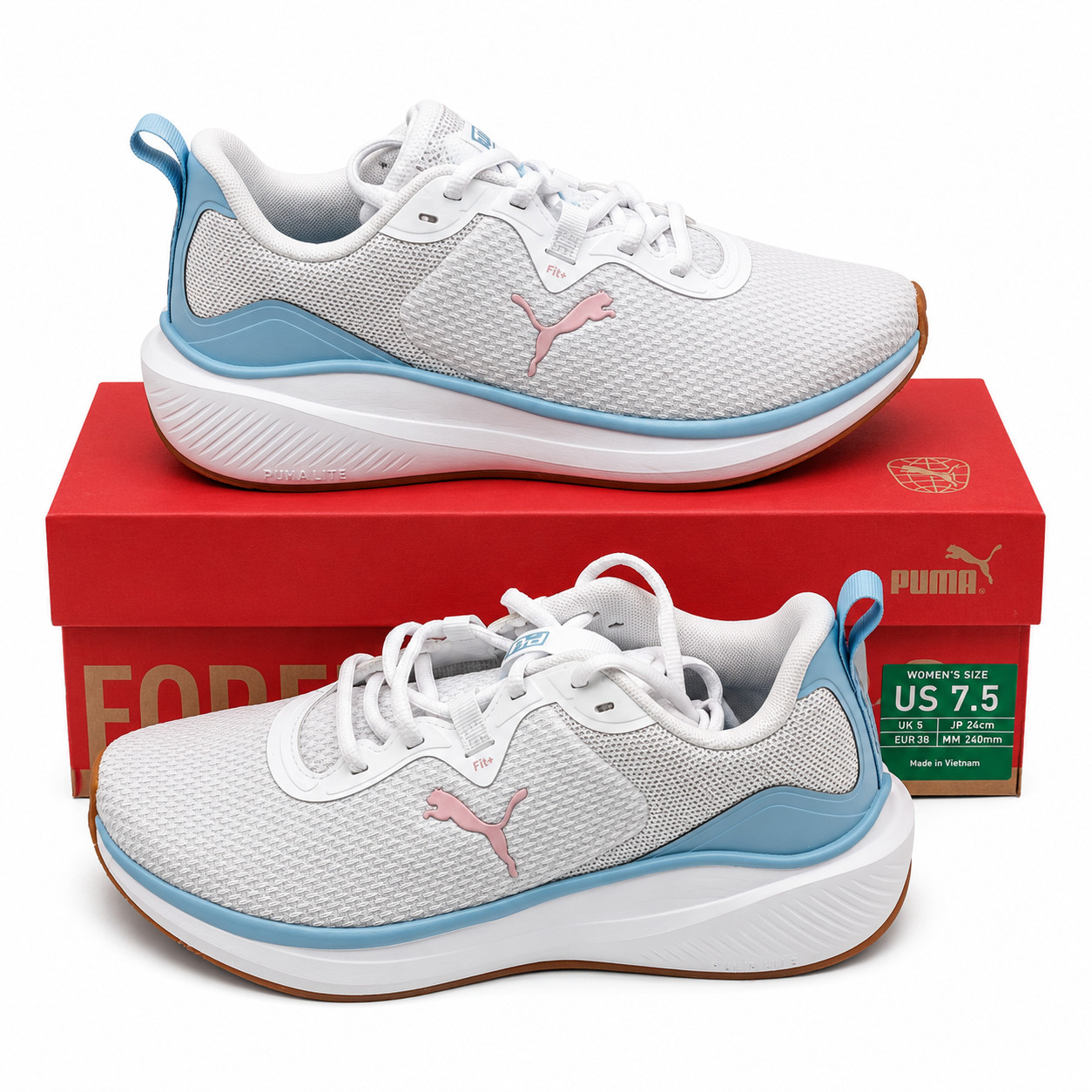 PUMA “Skyrocket” Women’s Light Weight Performance Shoes (White/Black) Pick Size