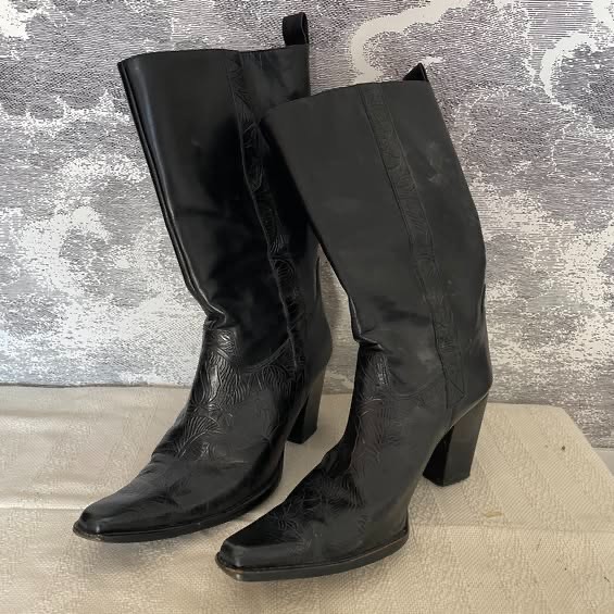 Antonio Melani Cassidy Floral Tooled Black Leather Western Boots Women’s Size 6.