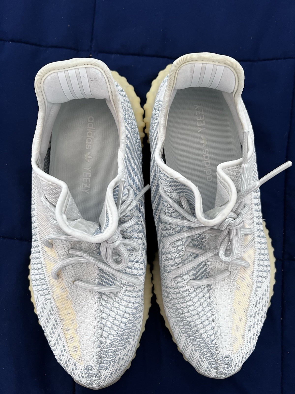 adidas Yeezy Boost 350 V2 Cloud non reflective size 11.5 “no box” worn once
