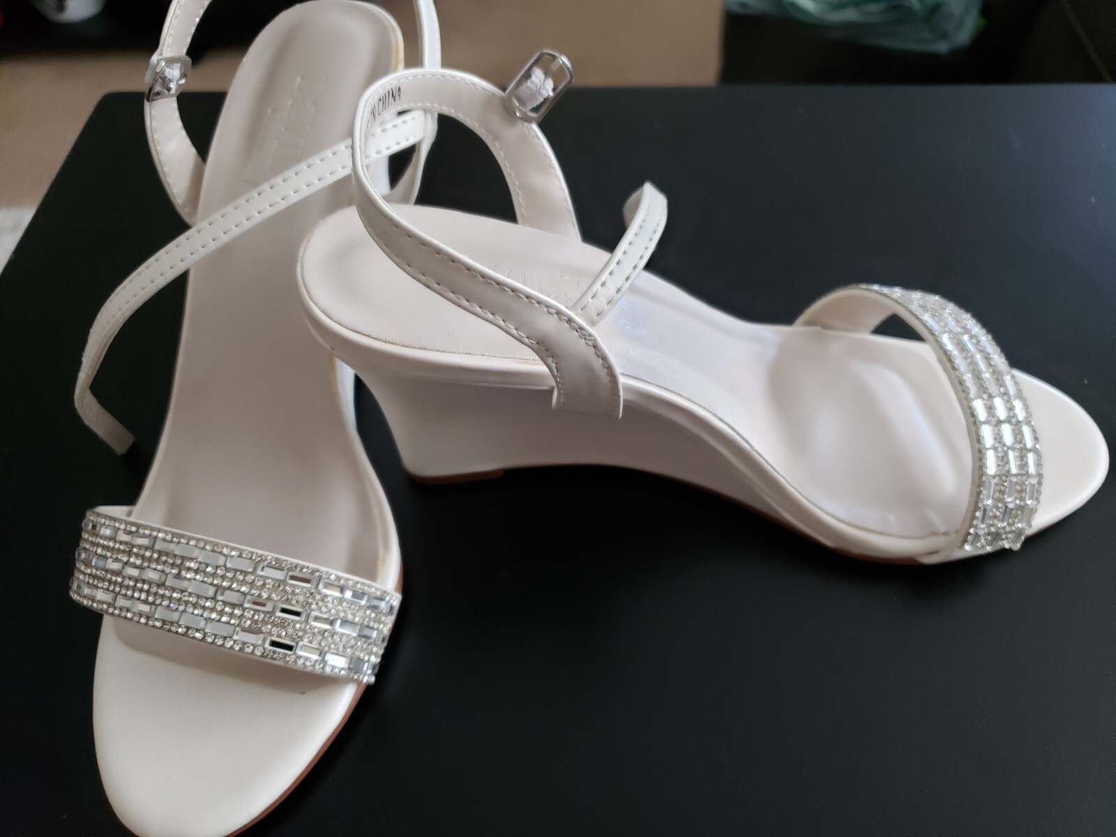 New WEDDING ITEMS See Prices in Description.