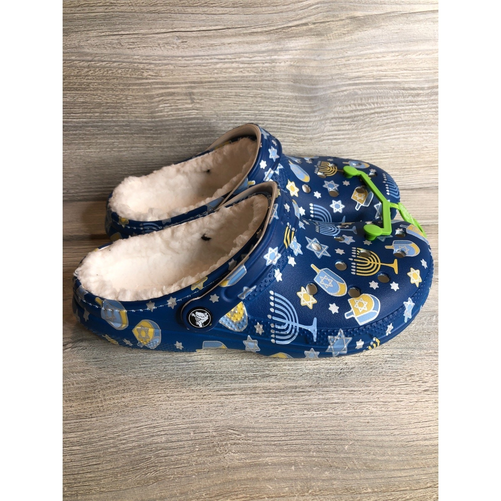 Crocs Classic Lined Holiday Clog Hanukkah 209326-90H Menorah Blue Star M 6 W 8