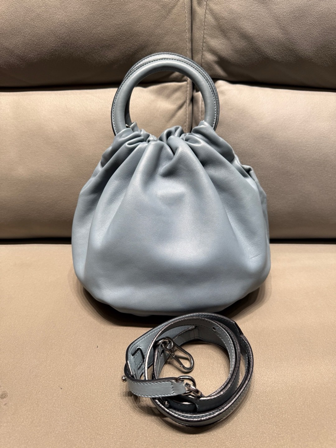 Loewe Pre-Owned Authentic Luxury Handbag 22*22*14cm Free Tracked Shipping