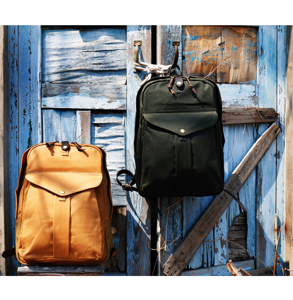 Water-repellent Heavy Wax Canvas 70307 Unisex Retro Backpack Computer Bag