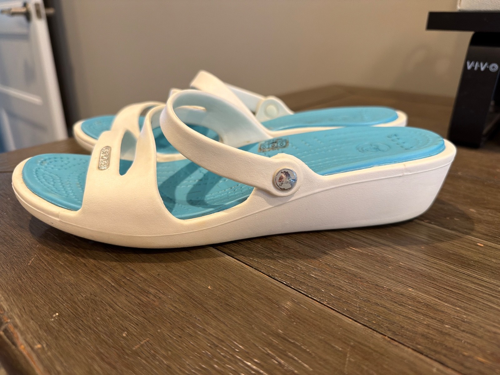 CROCS Kadee II White with Aqua Insole Flat Slide Sandals Women’s 8