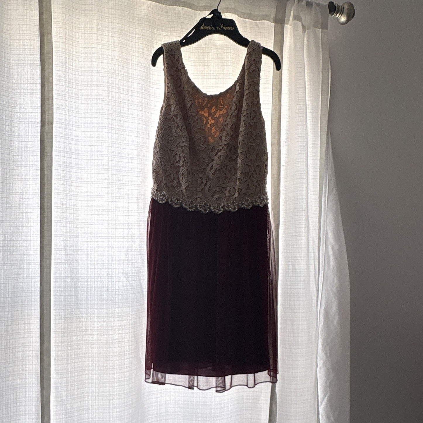 deb Beige/Purple Floral Lace Mini Dress Sz 5 Sleeveless Scoop Neck Beaded