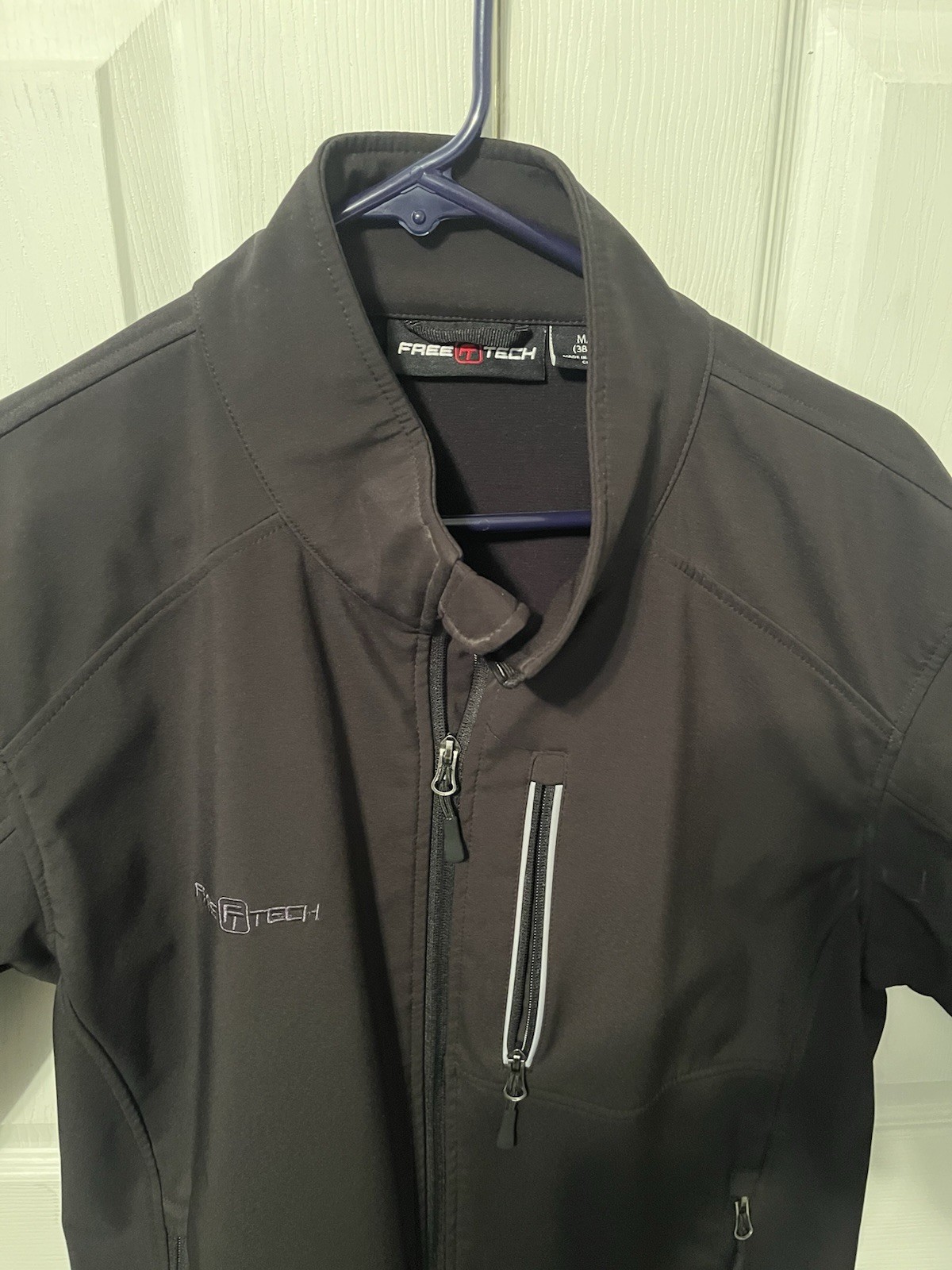 Men’s Free Tech Light Weight Jacket Size Medium 38/40