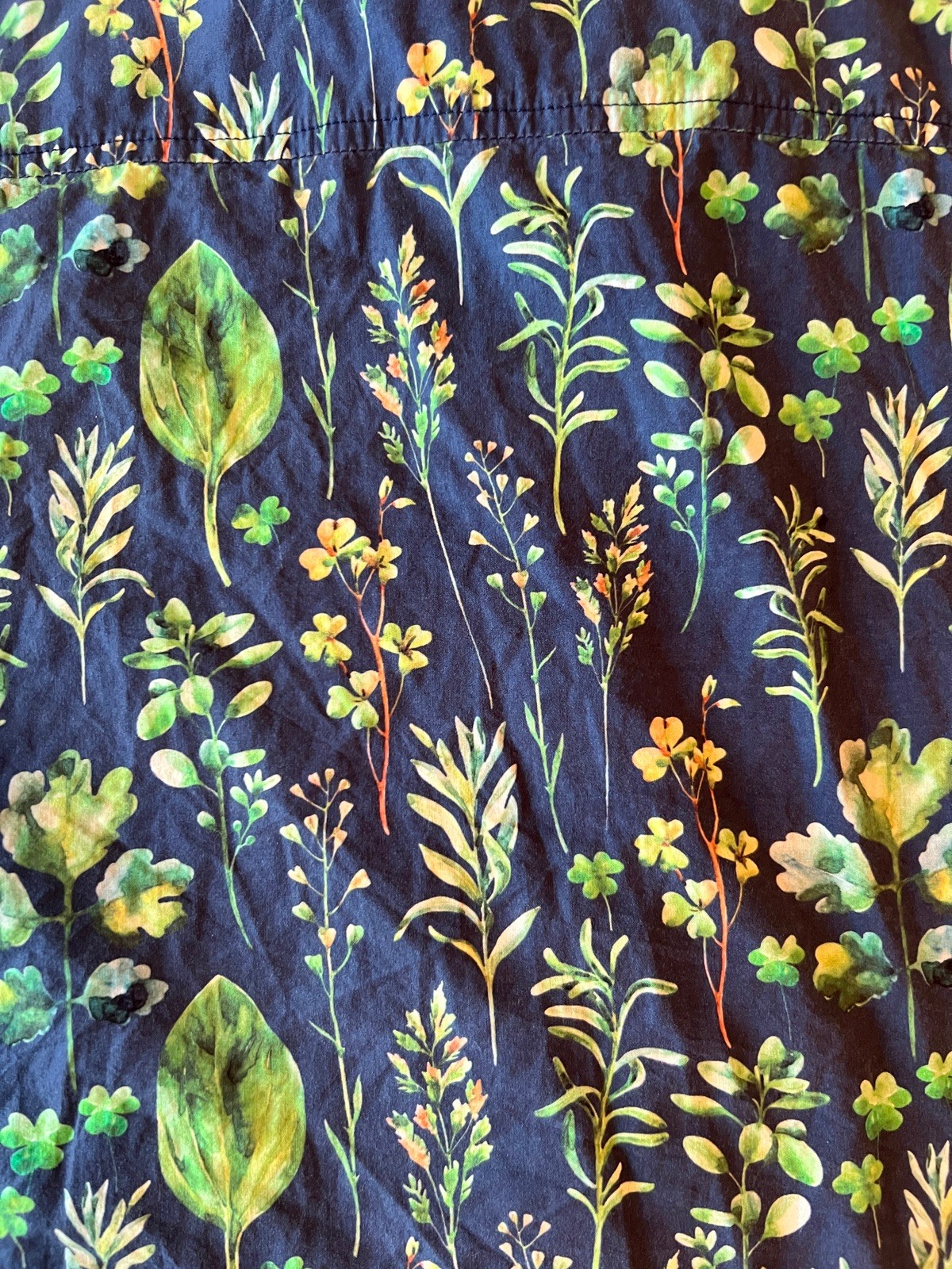 WILDFANG The Essential Cropped Button Up Womxns S Leaf Navy Botanical Print