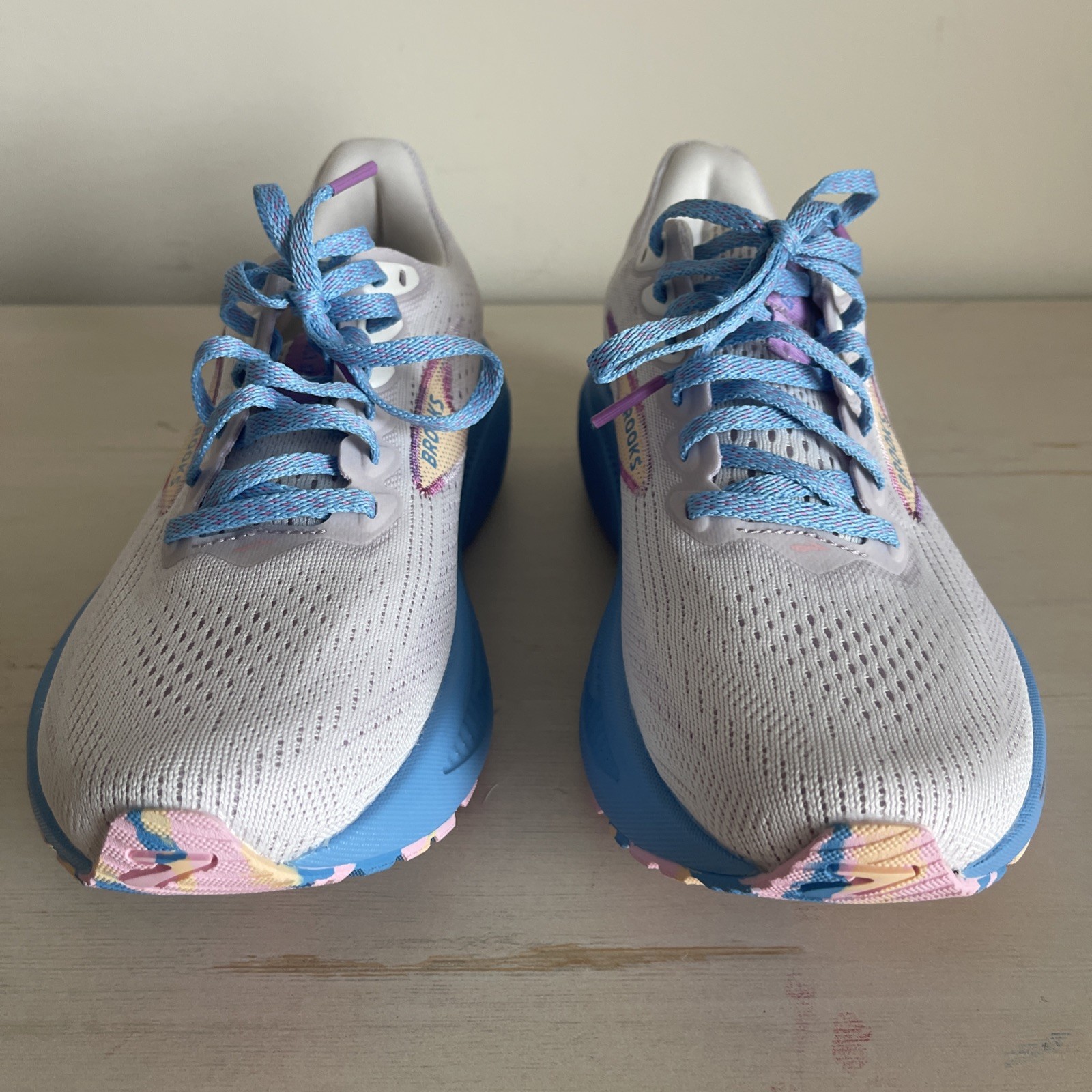 Brooks Women’s Ghost 17 Two Color Schemes to Pick From Each $95 Brand New!