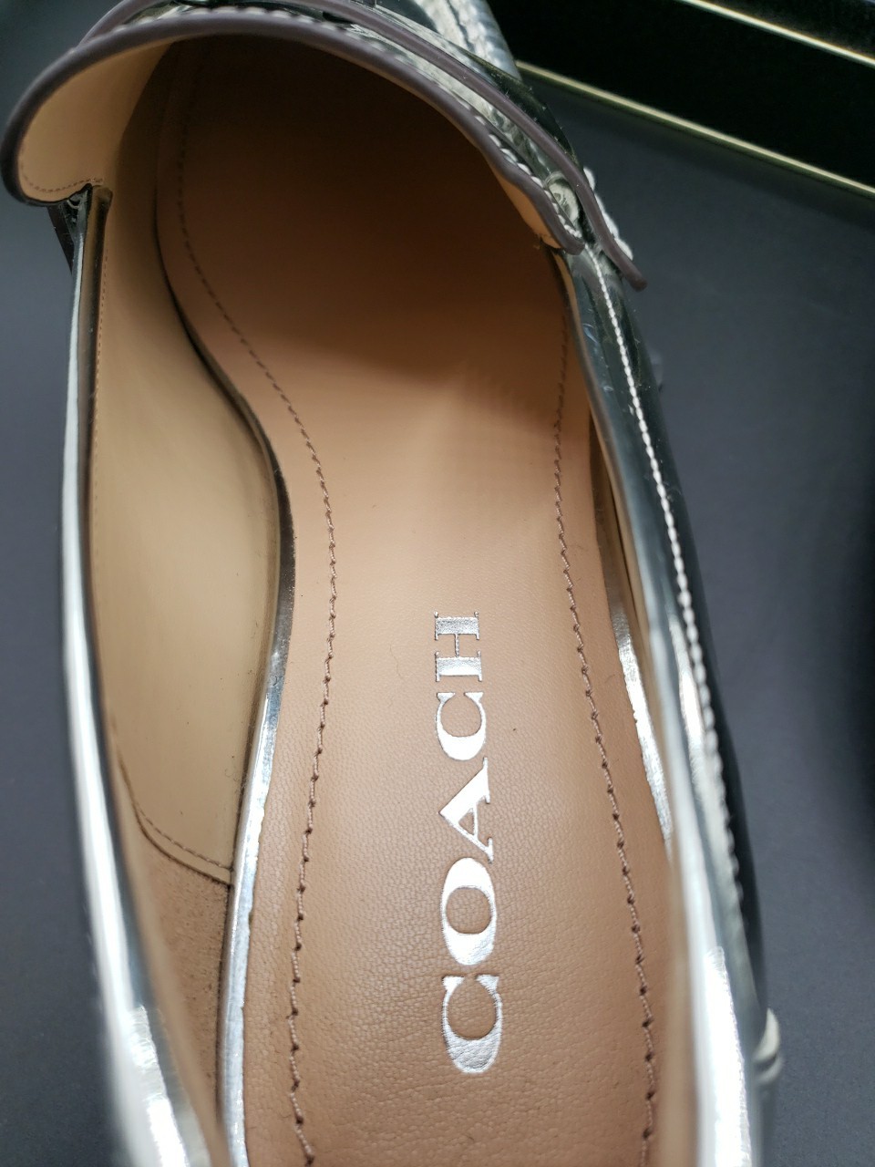 Never Worn COACH Women’s Leah Platform Loafer Flats, size 8, Silver, Mirror