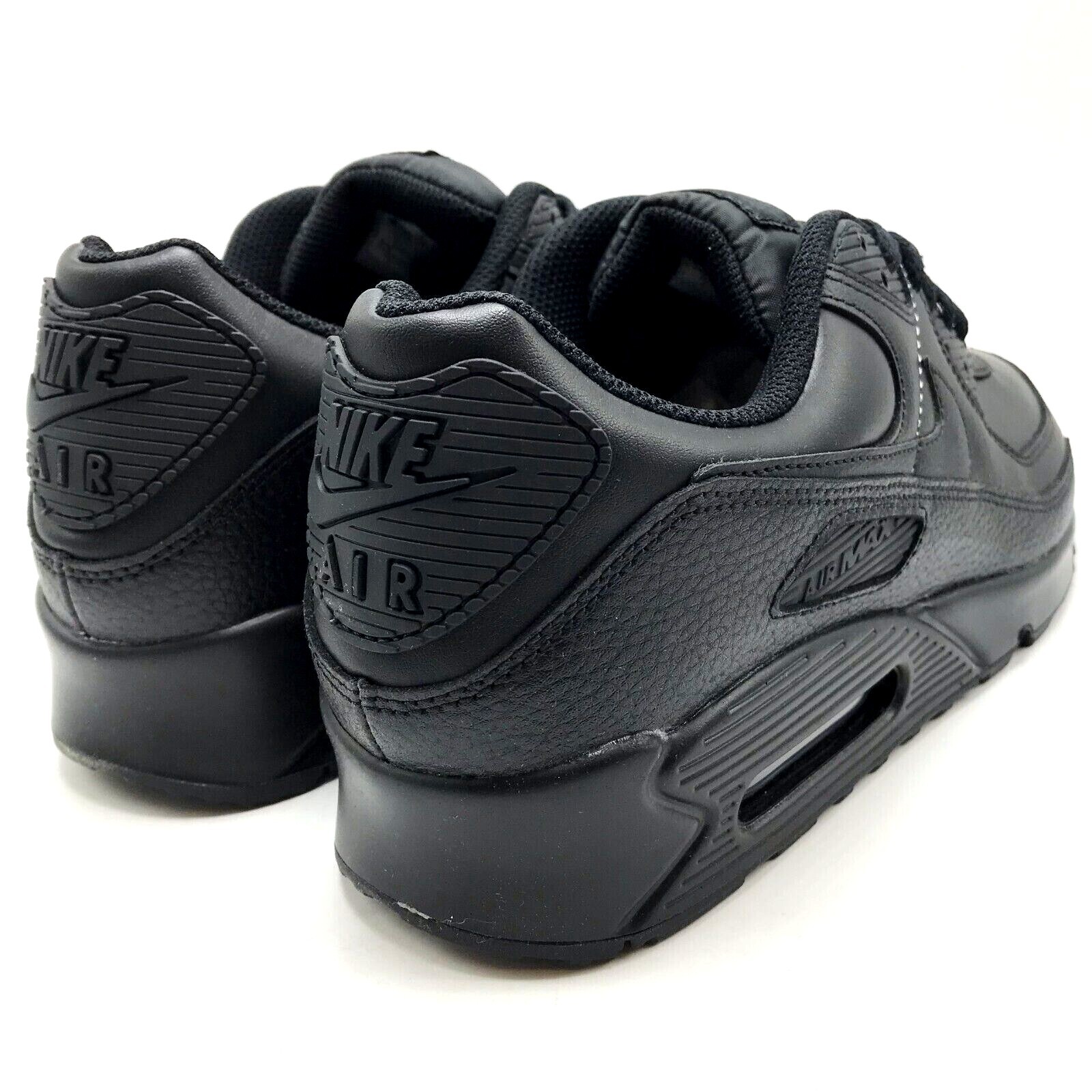 *NEW* Men Nike Air Max 90 Leather Black/Black (CZ5594 001), Sz 8.0 – 14.0