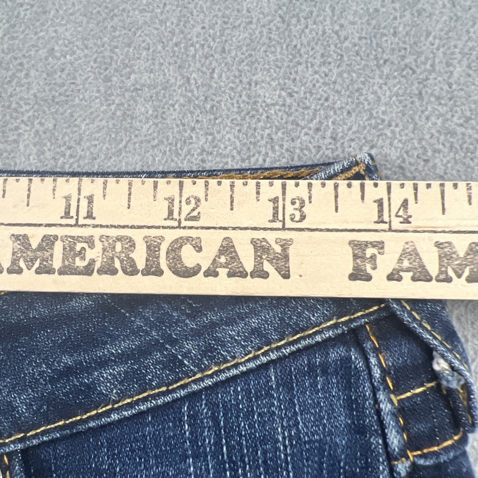 True Religion Becky Jeans Women’s 26 (28×30*) Bootcut Low Rise Flap Pockets USA
