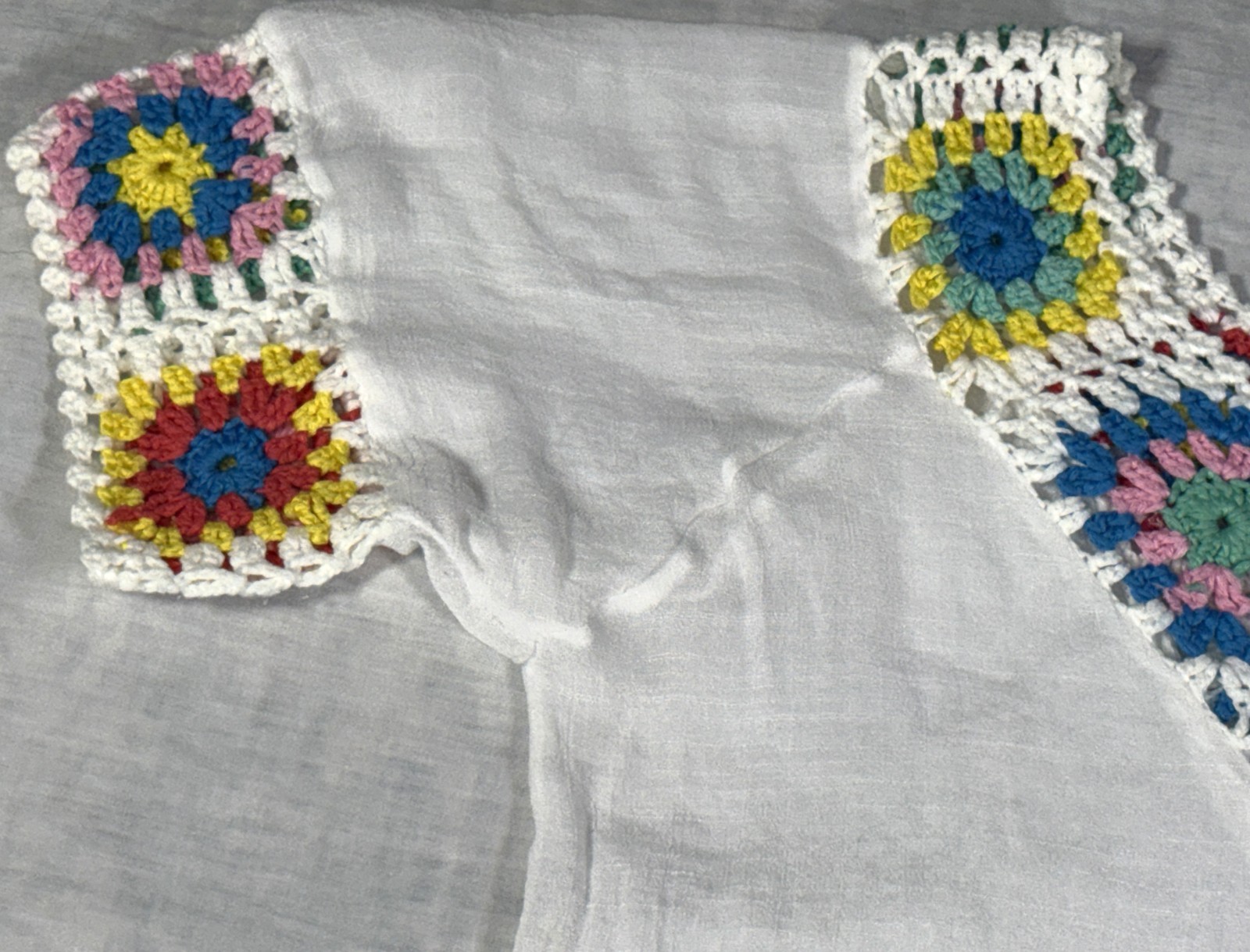 India Boutique Gauze Crochet Granny Square Boho Tunic Beach Cover-Up Top M/L 1SZ