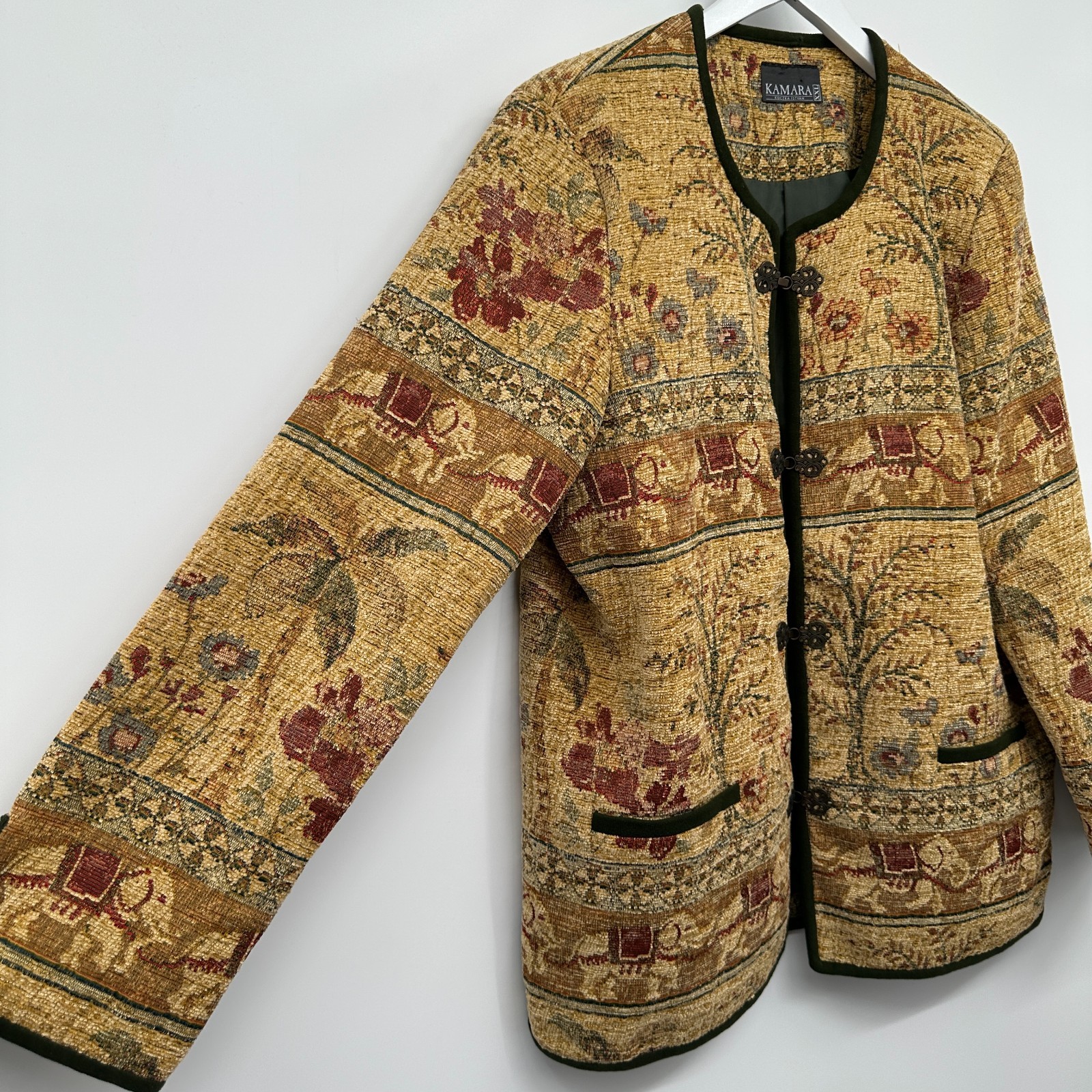 Vintage Tapestry Jacket Blazer Size L XL Lined Elephant Earthy Textured Hungary