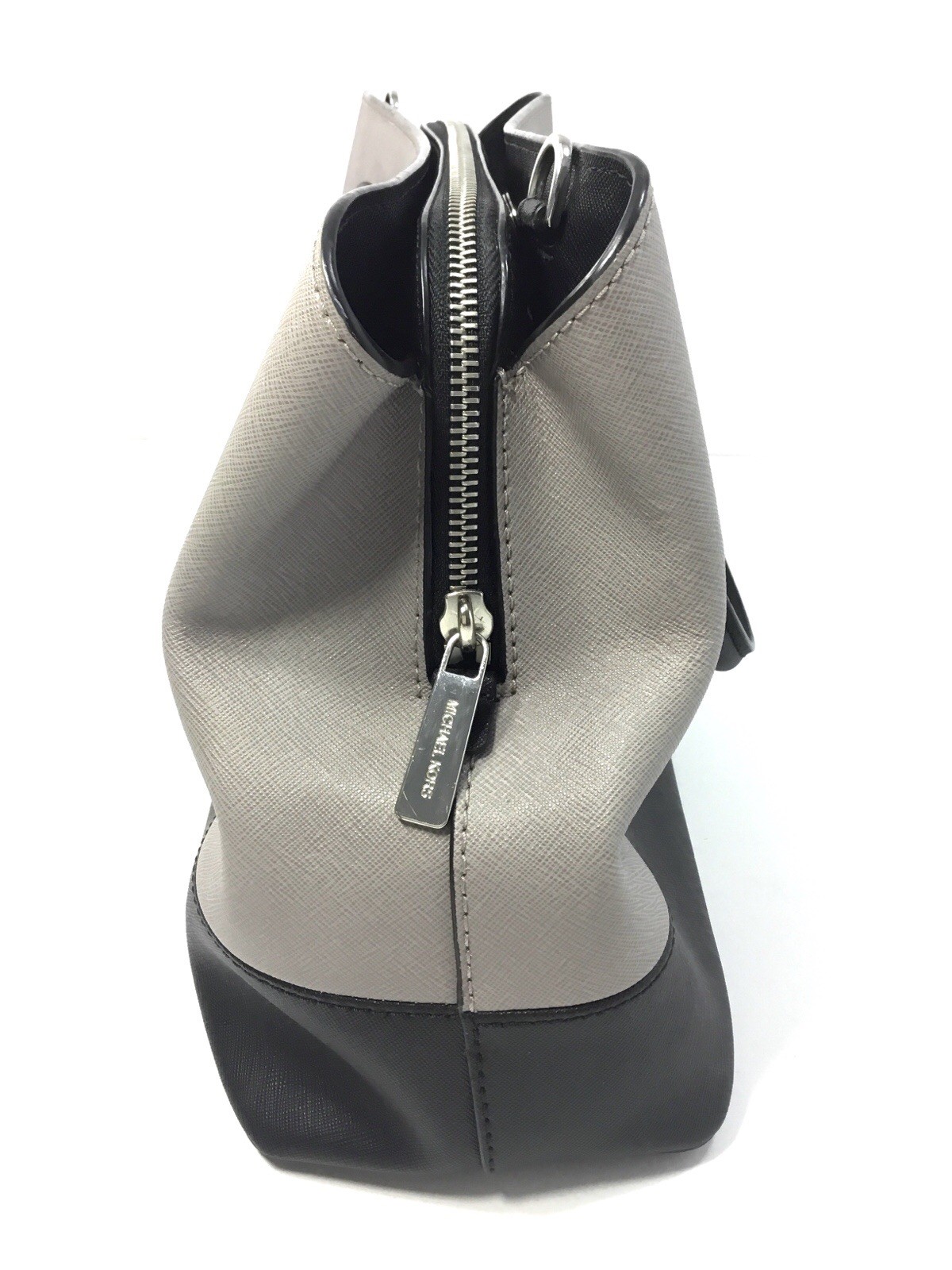 MICHAEL Michael Kors Savannah Large Satchel (Pearl Grey/Black) 30F7SS7S3T-PGBLK