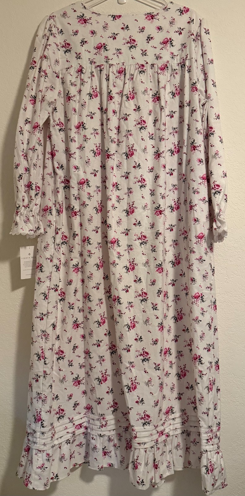 NWT Eileen West Cotton Flannel Long Sleeve Ballet Nightgown Floral Size Large