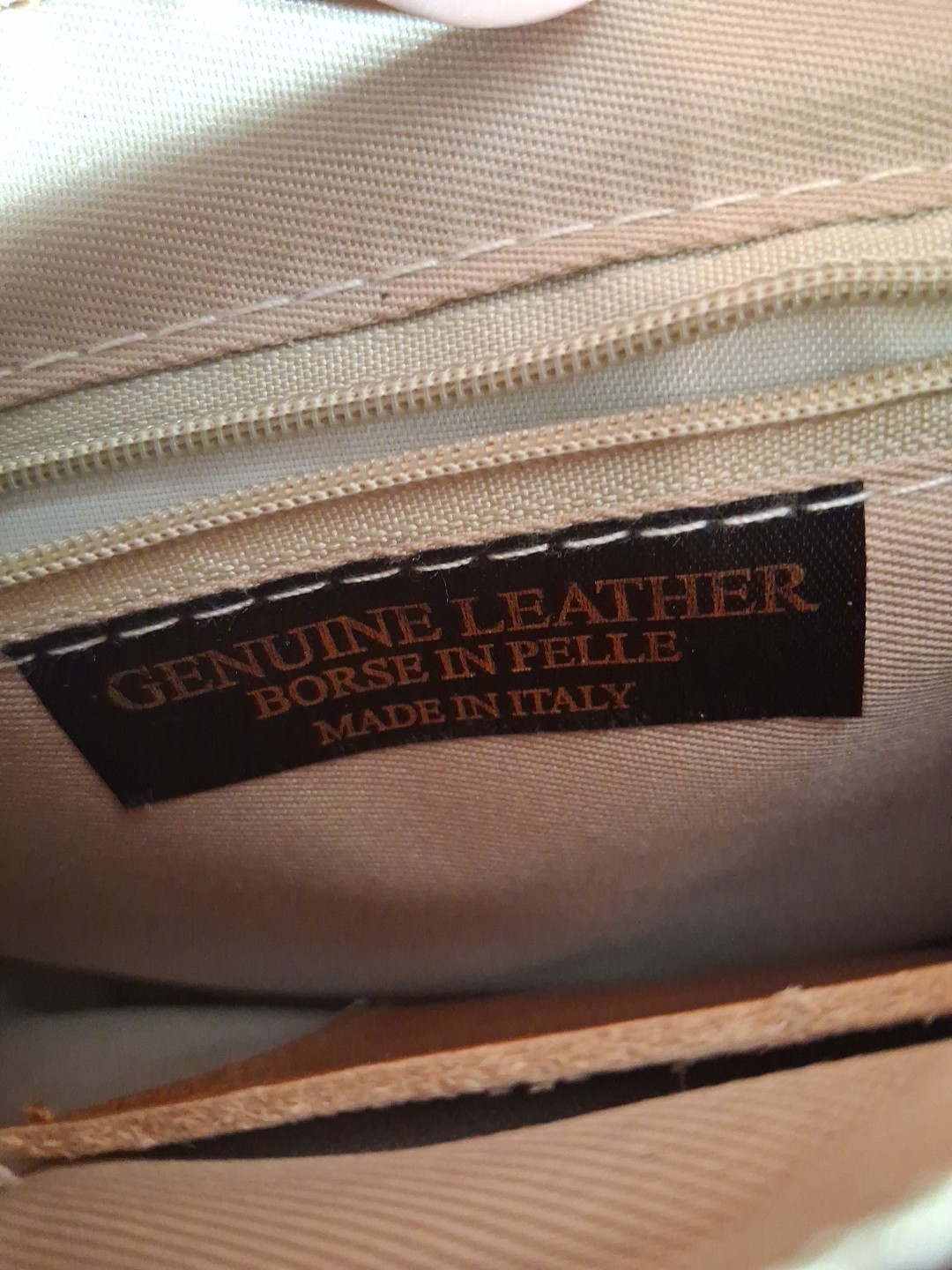 L’Artigiano Made In Italy Leather Brown Crossbody Bag , Vintage Saddle Style