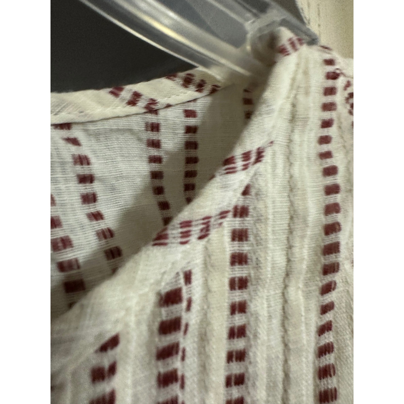 Elizabeth and James Red Ivory Pintuck Striped Cotton Gauze Boho Blouse Sz M
