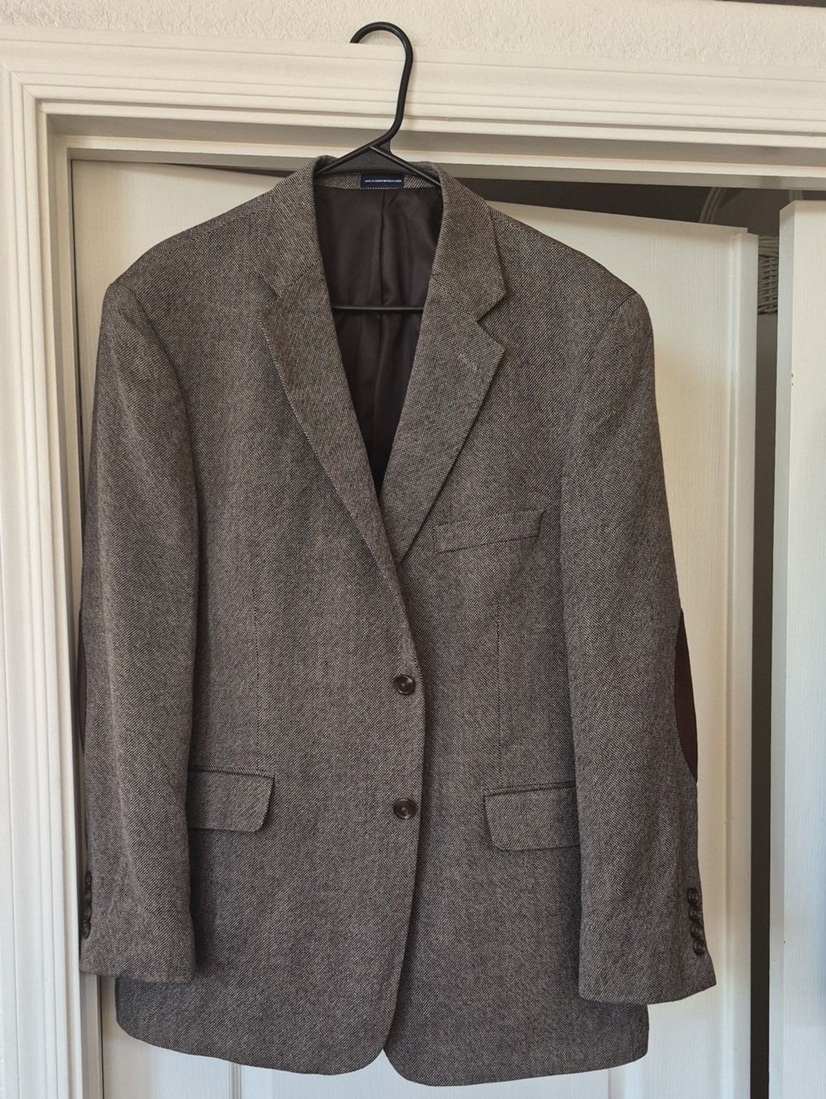 Stafford Essentials 100% Wool, Elbow Patch, Two Button Blazer Sz 44R