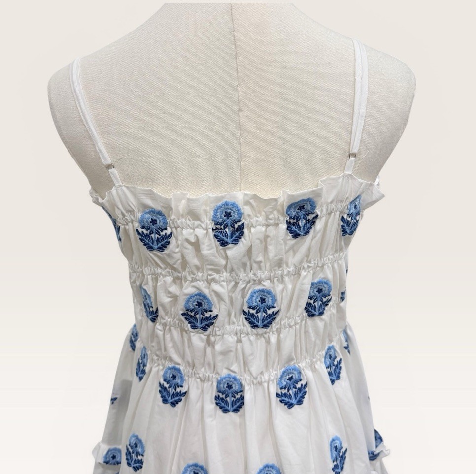 A Loves A Extra Large White Blue Floral Embroidered Smocked Minidress Cotton NWT