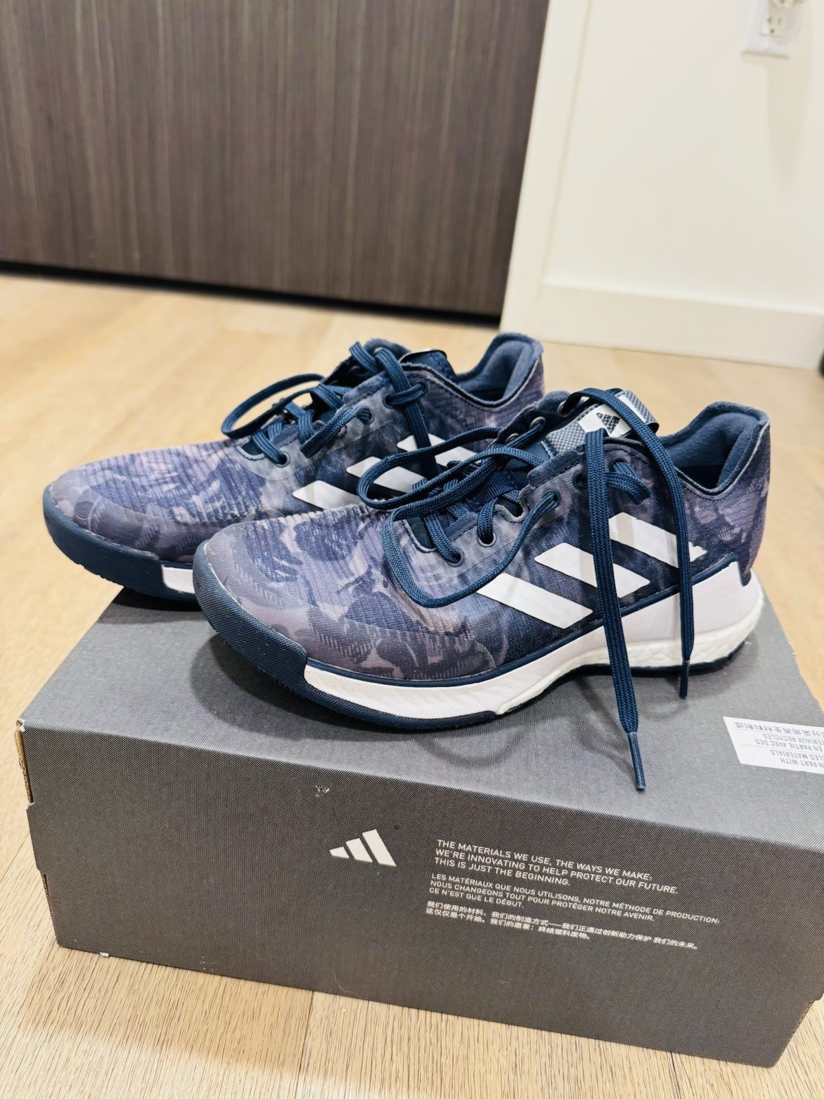 Adidas Crazy flight Volleyball Shoes Women Size 5.5 Navy Camo