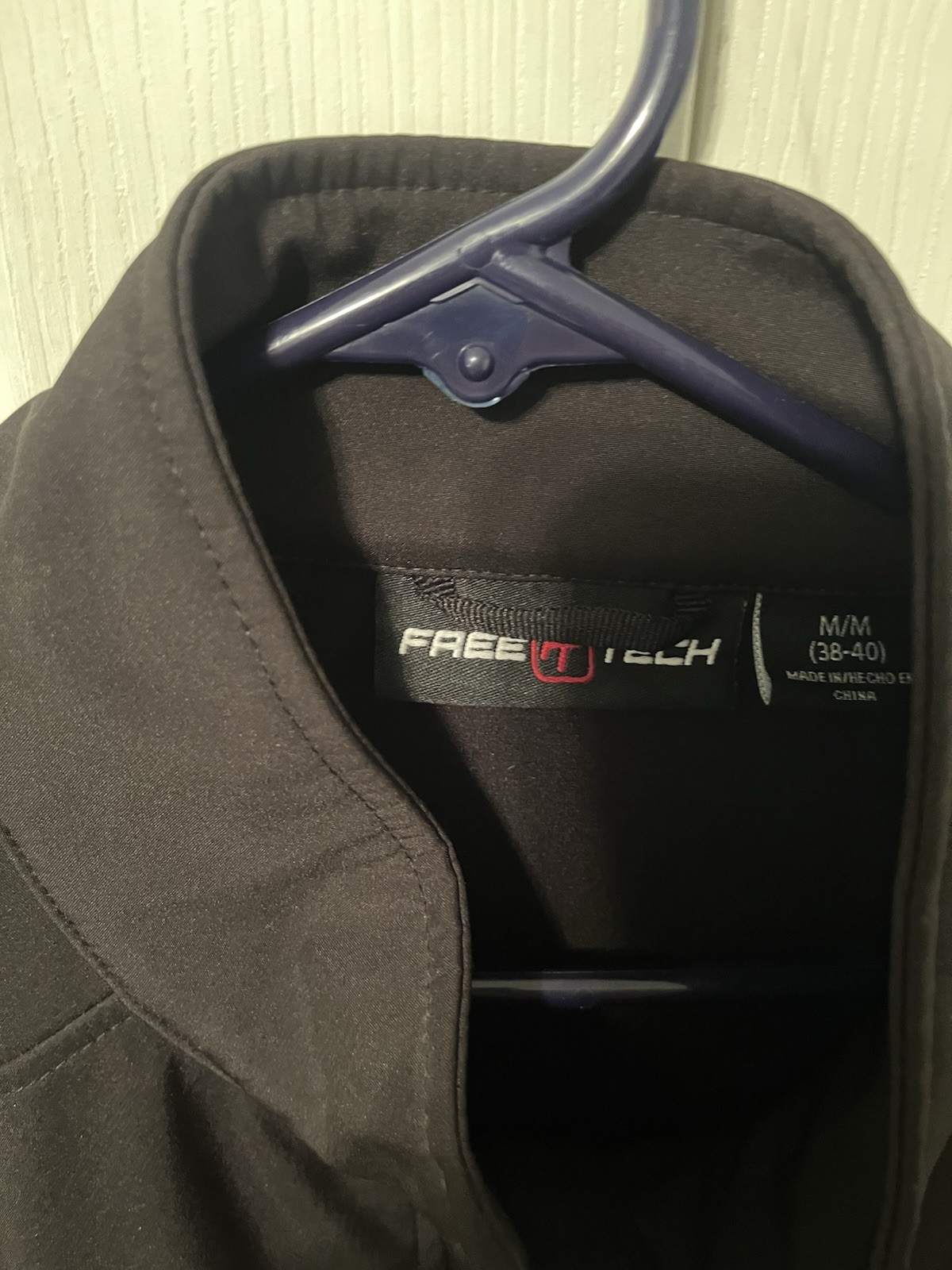 Men’s Free Tech Light Weight Jacket Size Medium 38/40