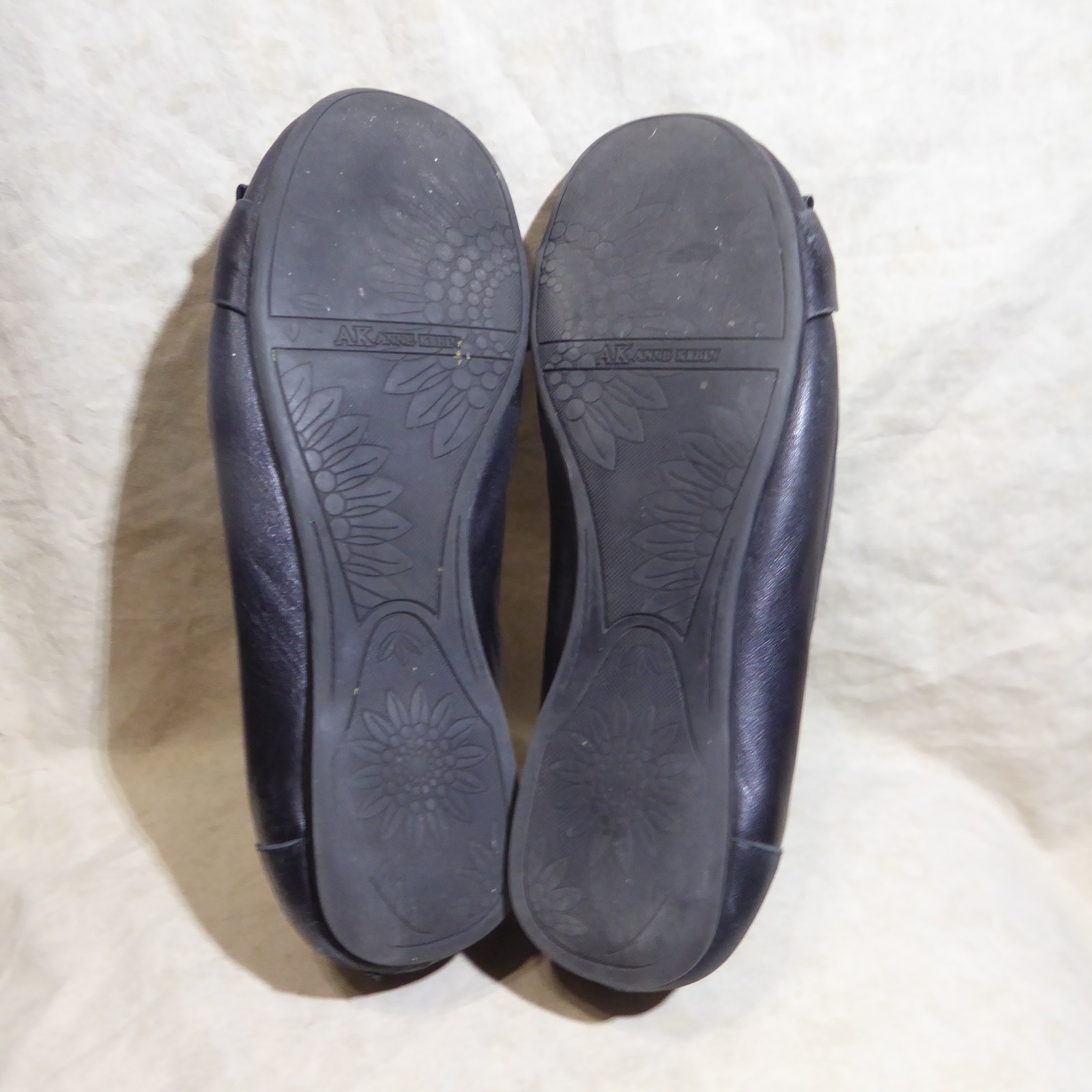 🩰 Anne Klein iFlex Kismet Slip-On Loafers sz 8.5 M Black Leather; Strap Detail