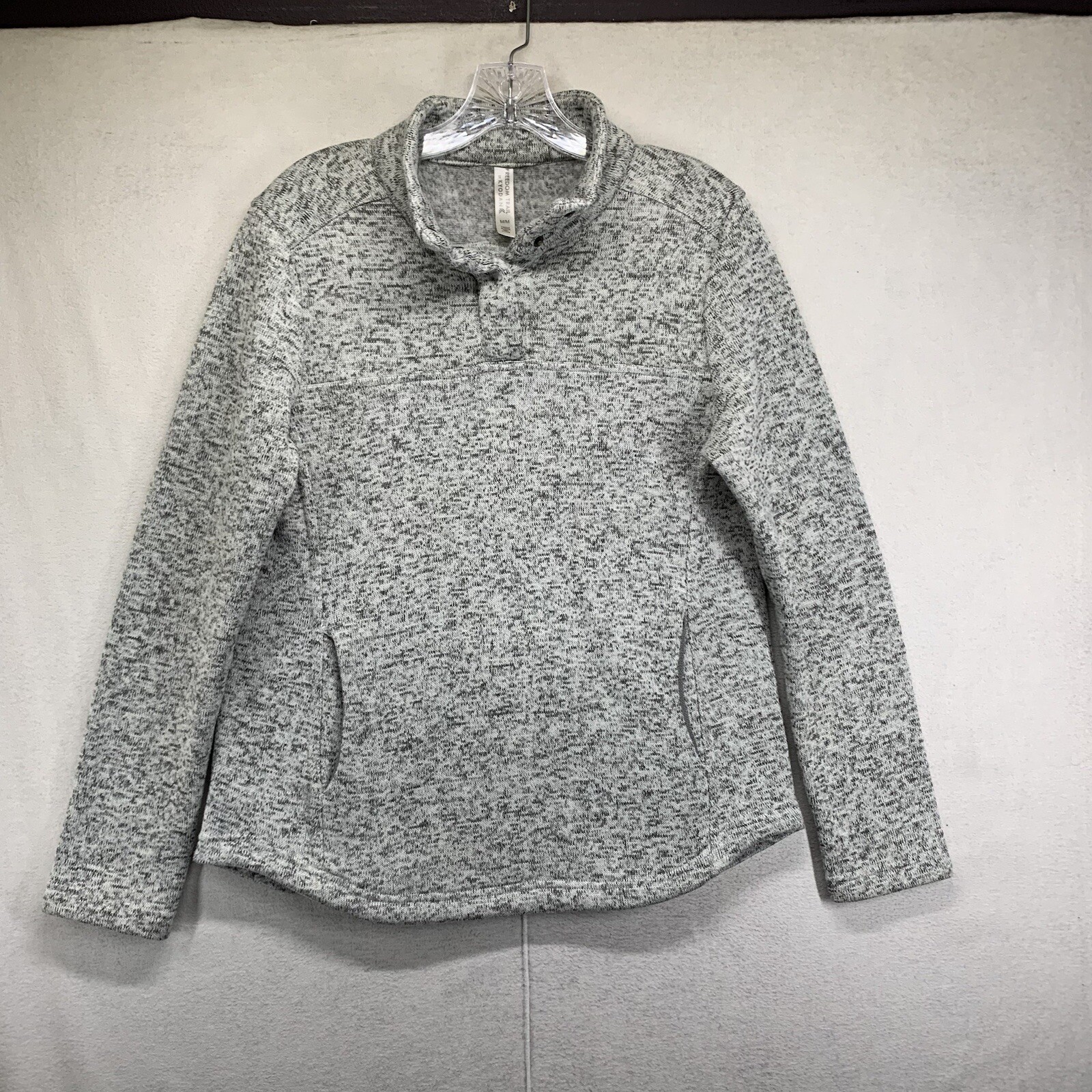 Freedom Trail Pullover by KYODAN Women’s 1/4 Snap Gray Side Pockets Medium EUC