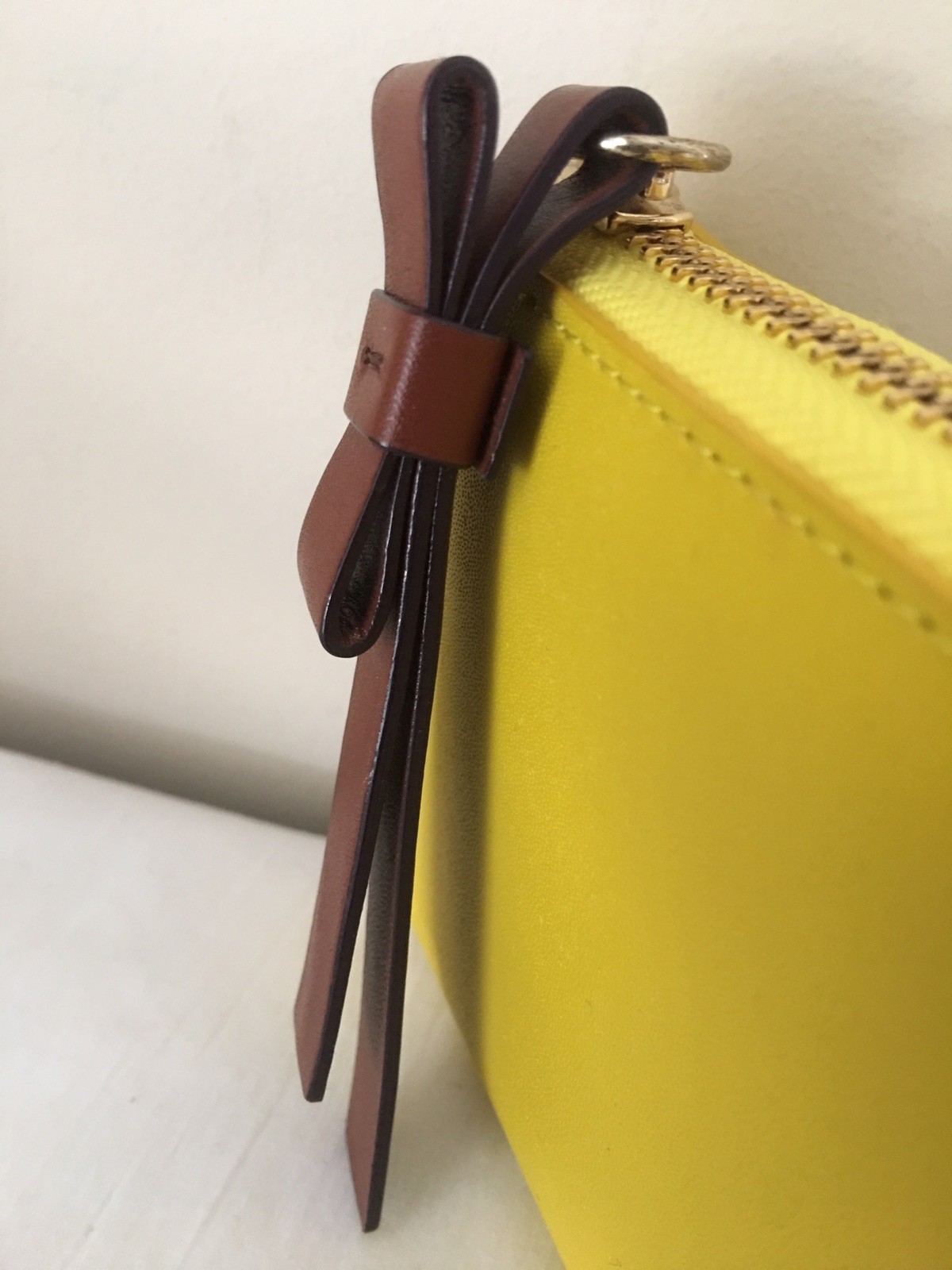 NWT Kate Spade Nisha Cobblestone Park Zip Around Wallet, Graffitiyl (708)/Yellow